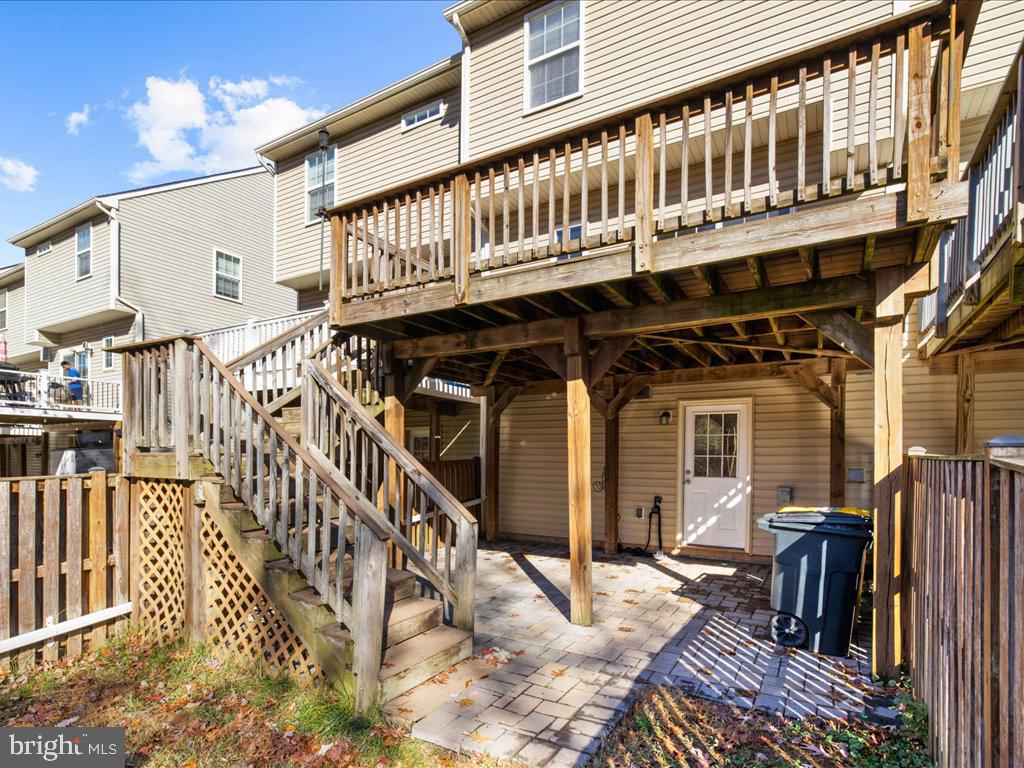 TANYARD SPRINGS - Residential