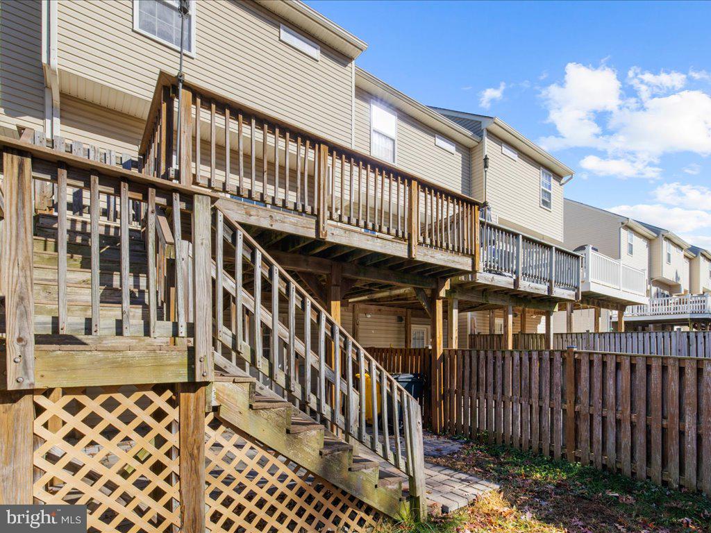 TANYARD SPRINGS - Residential