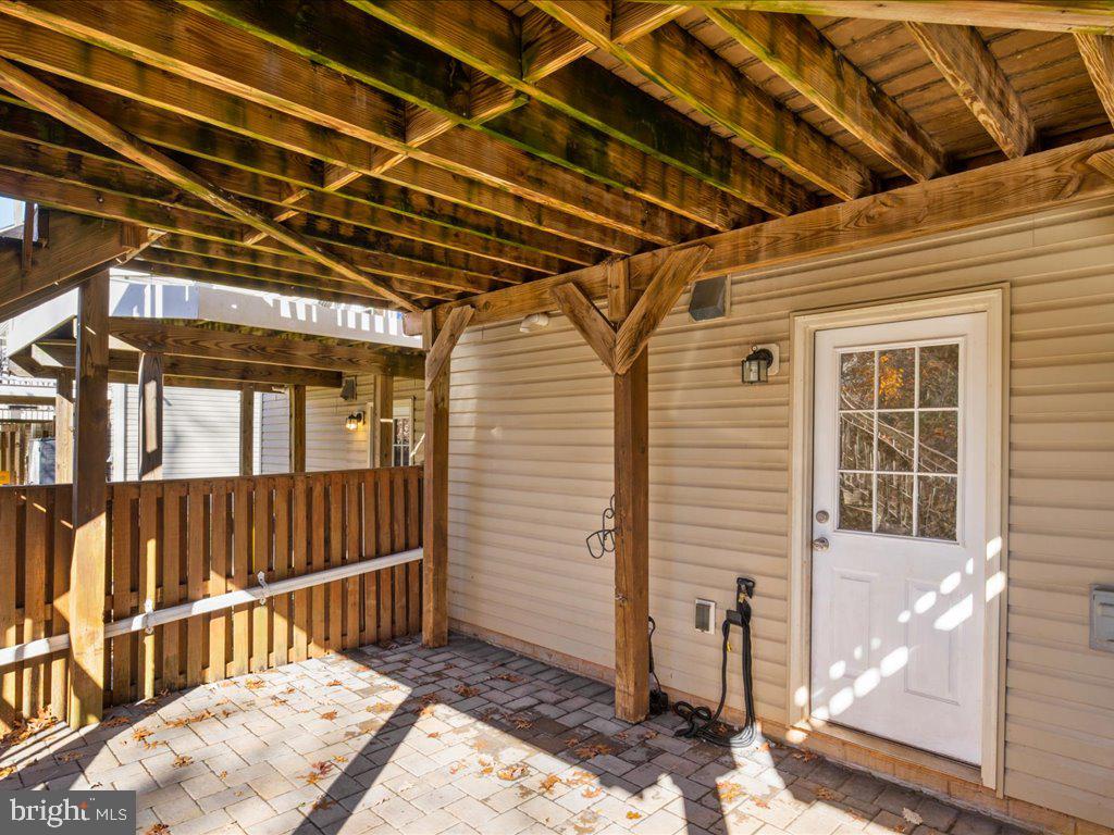 TANYARD SPRINGS - Residential