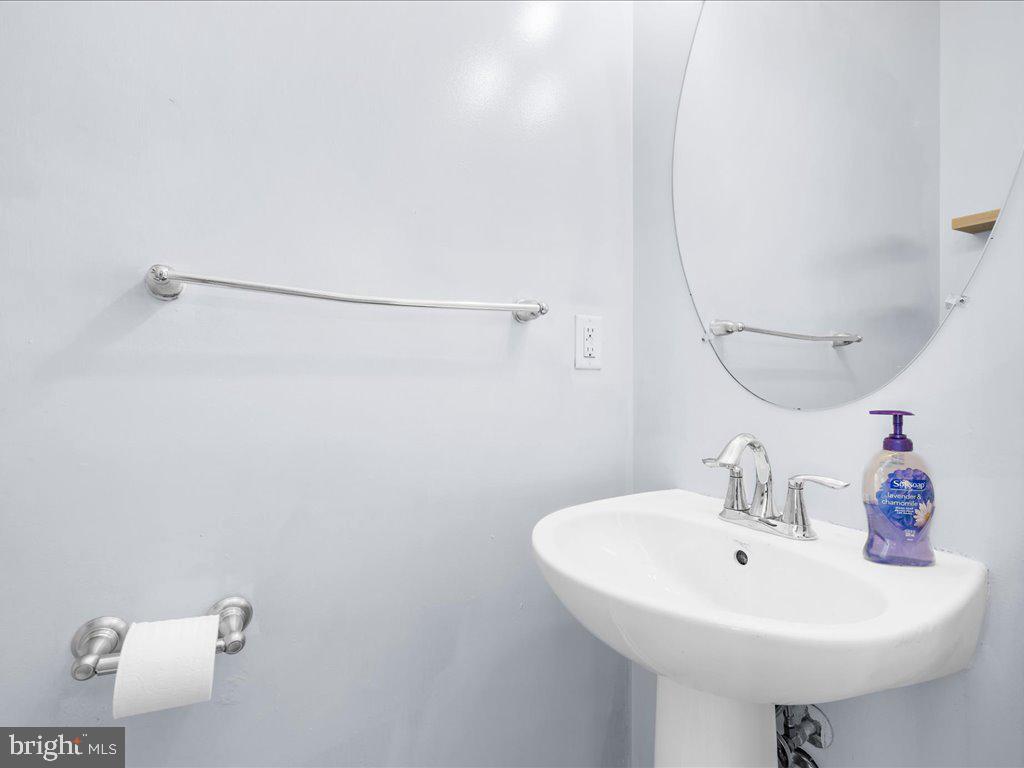 TANYARD SPRINGS - Residential