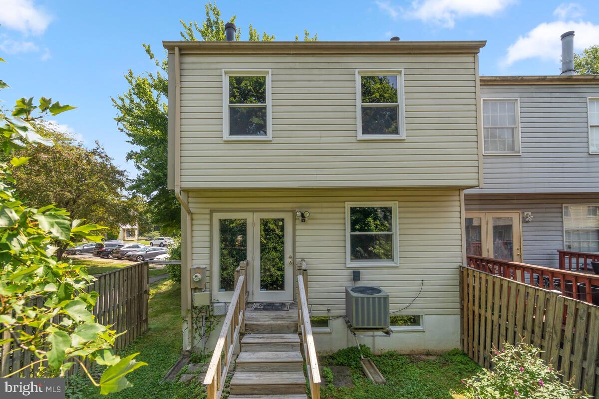 GUNNERS LAKE VILLAGE - Residential