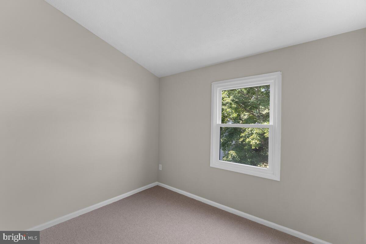 GUNNERS LAKE VILLAGE - Residential