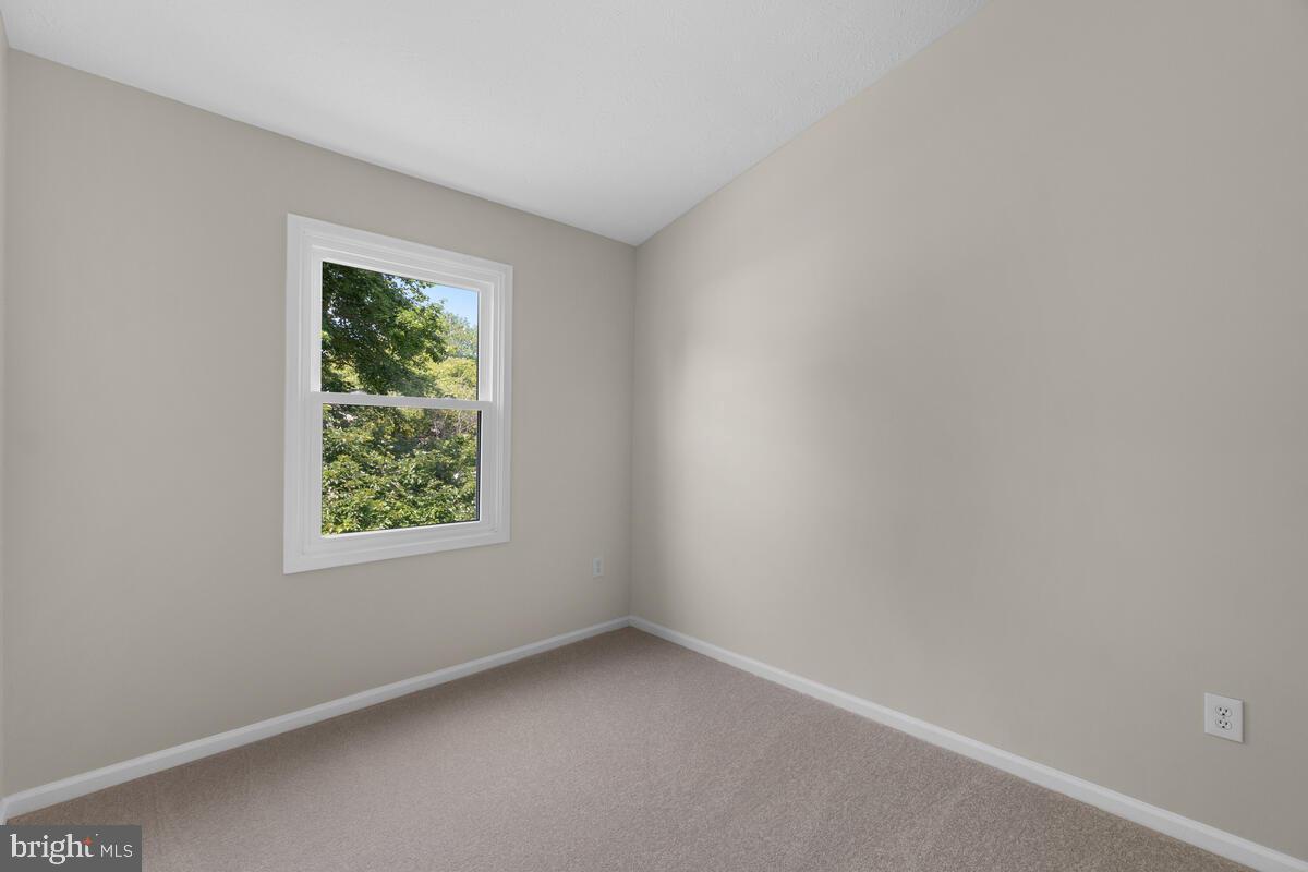 GUNNERS LAKE VILLAGE - Residential