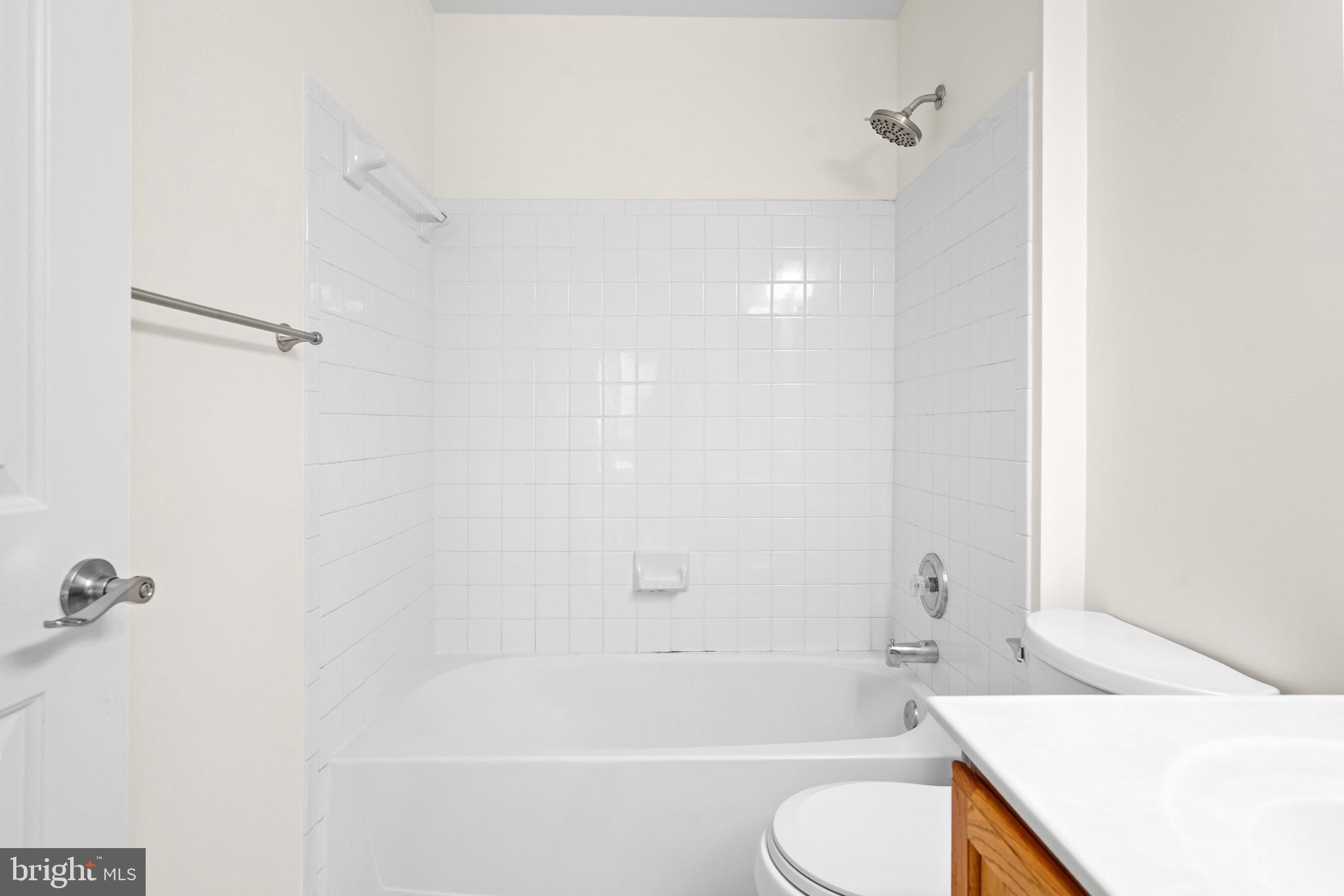 SUMMIT CREEK - Residential