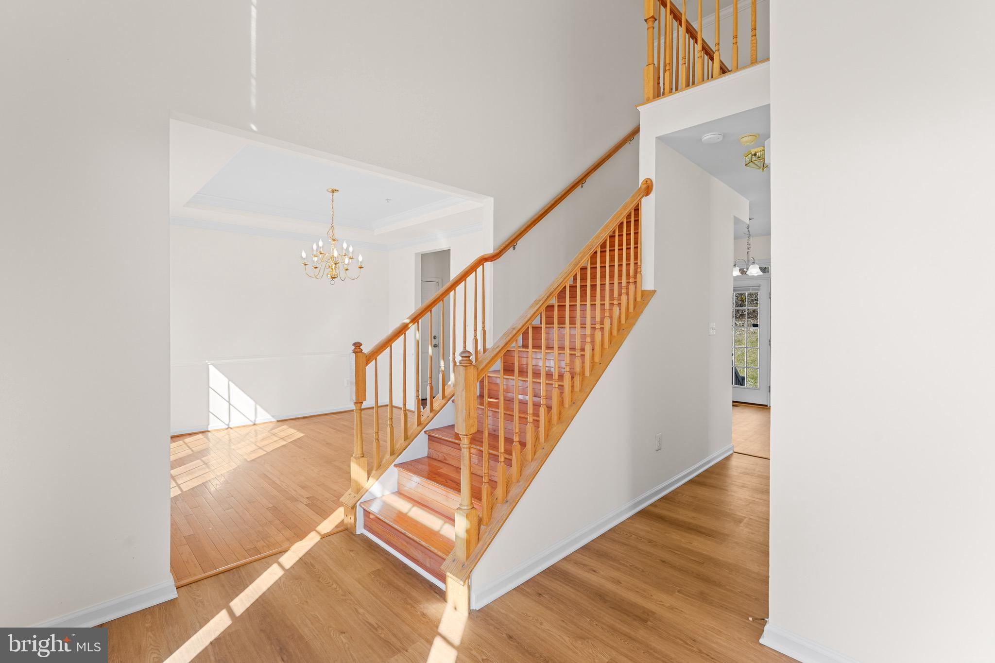 SUMMIT CREEK - Residential