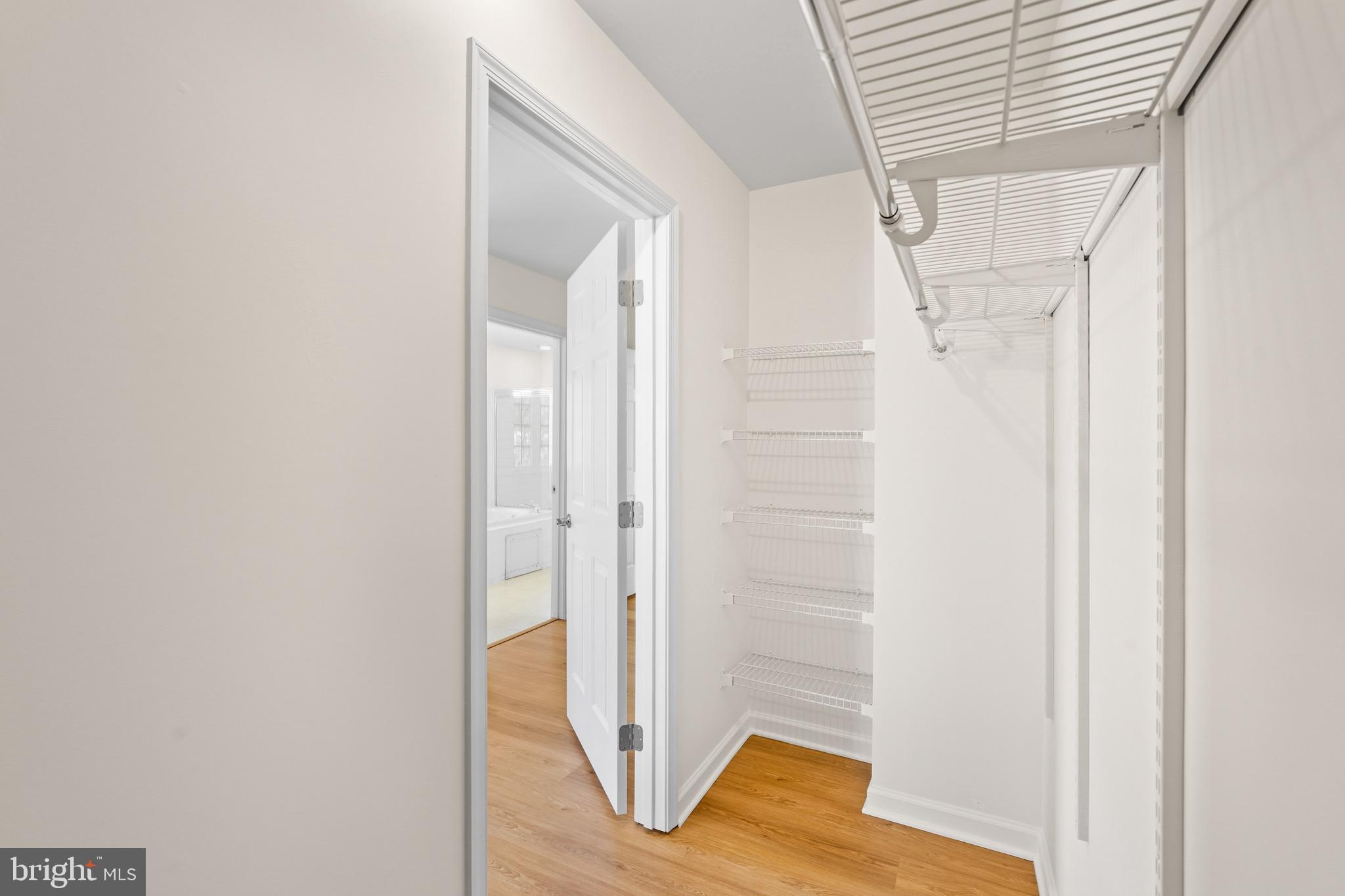 SUMMIT CREEK - Residential