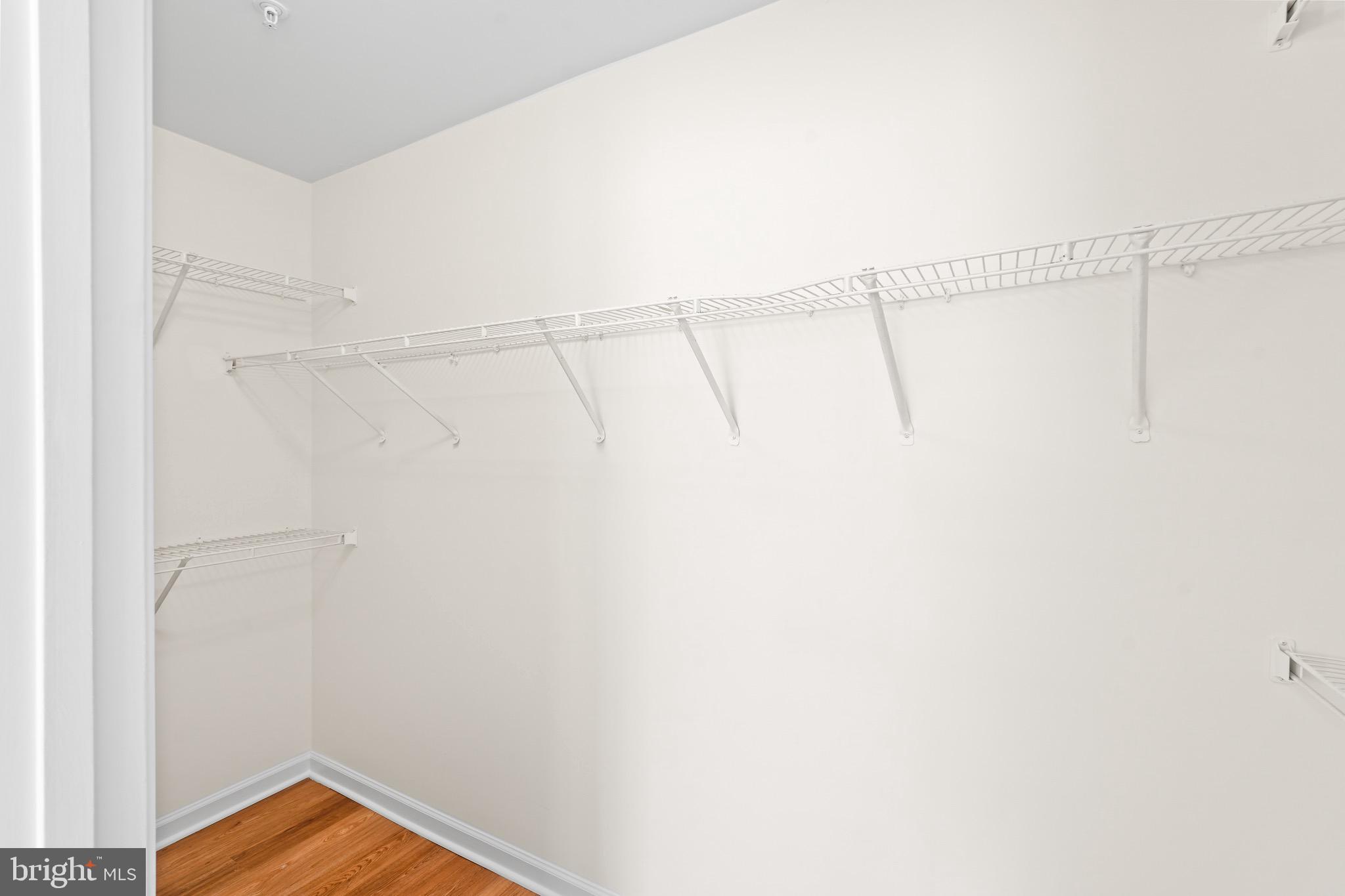 SUMMIT CREEK - Residential