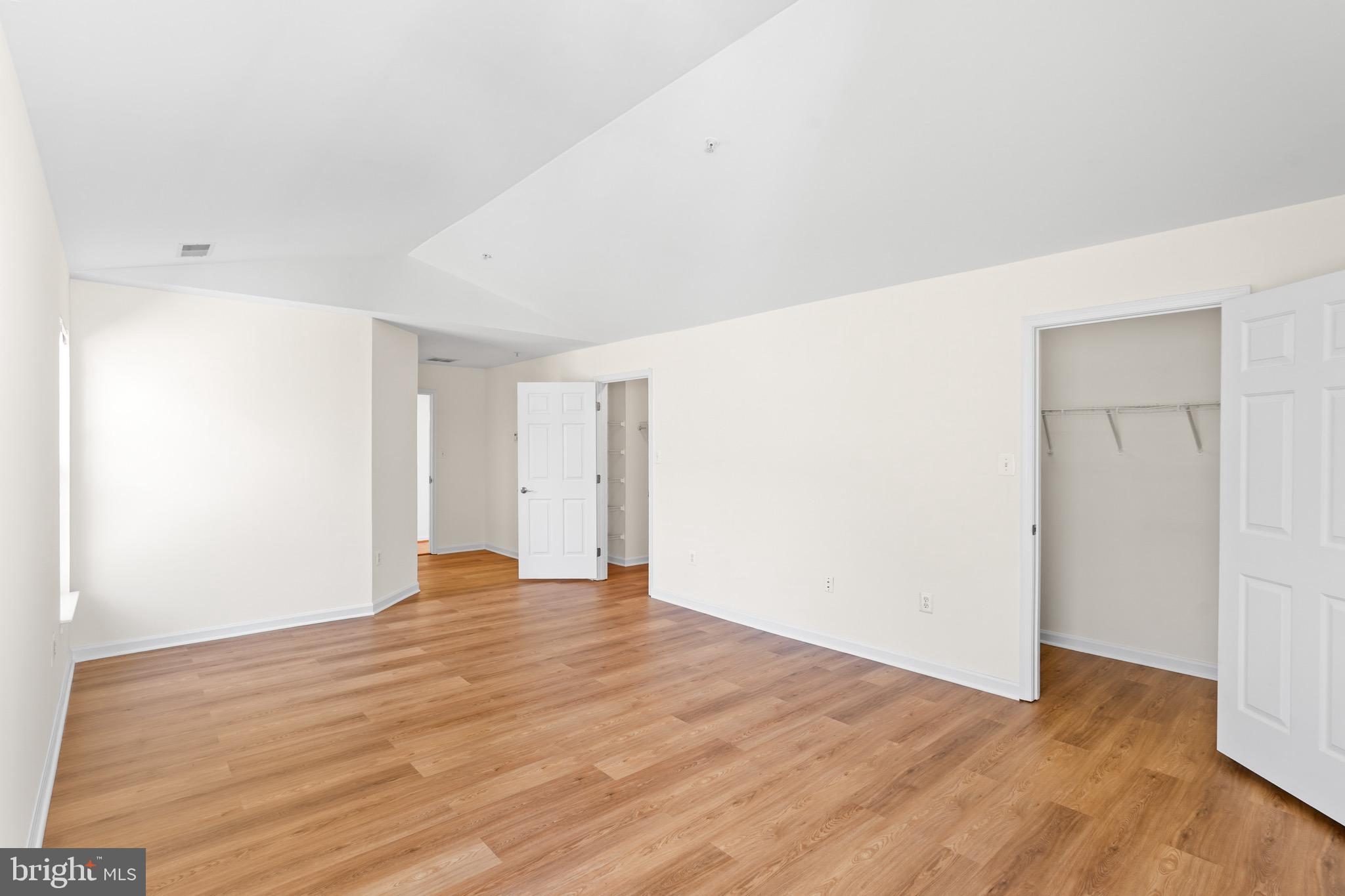 SUMMIT CREEK - Residential