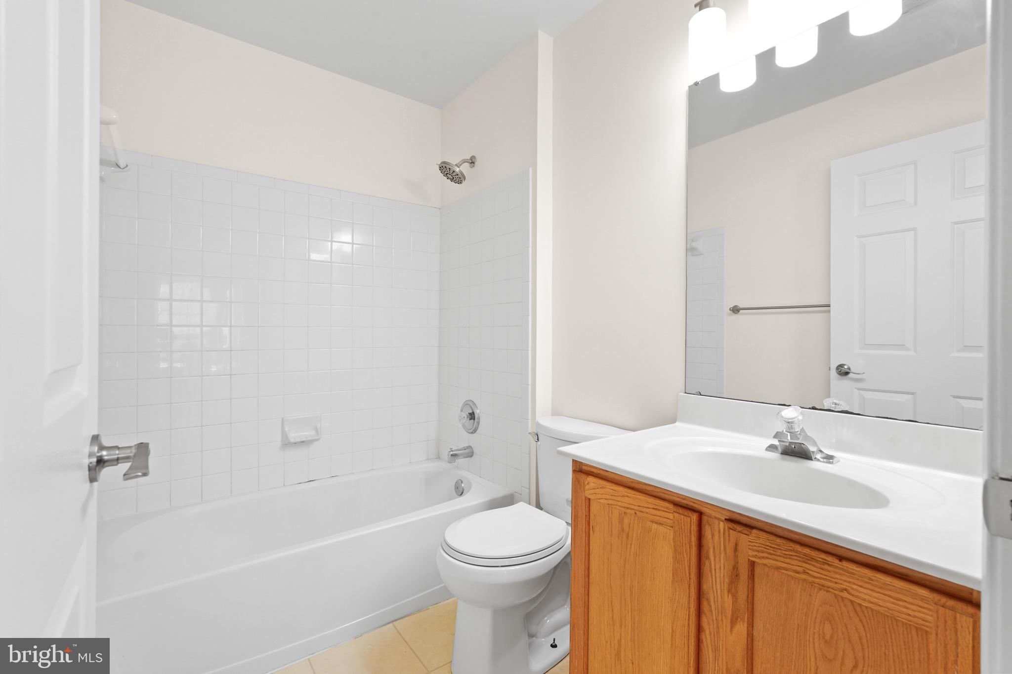 SUMMIT CREEK - Residential