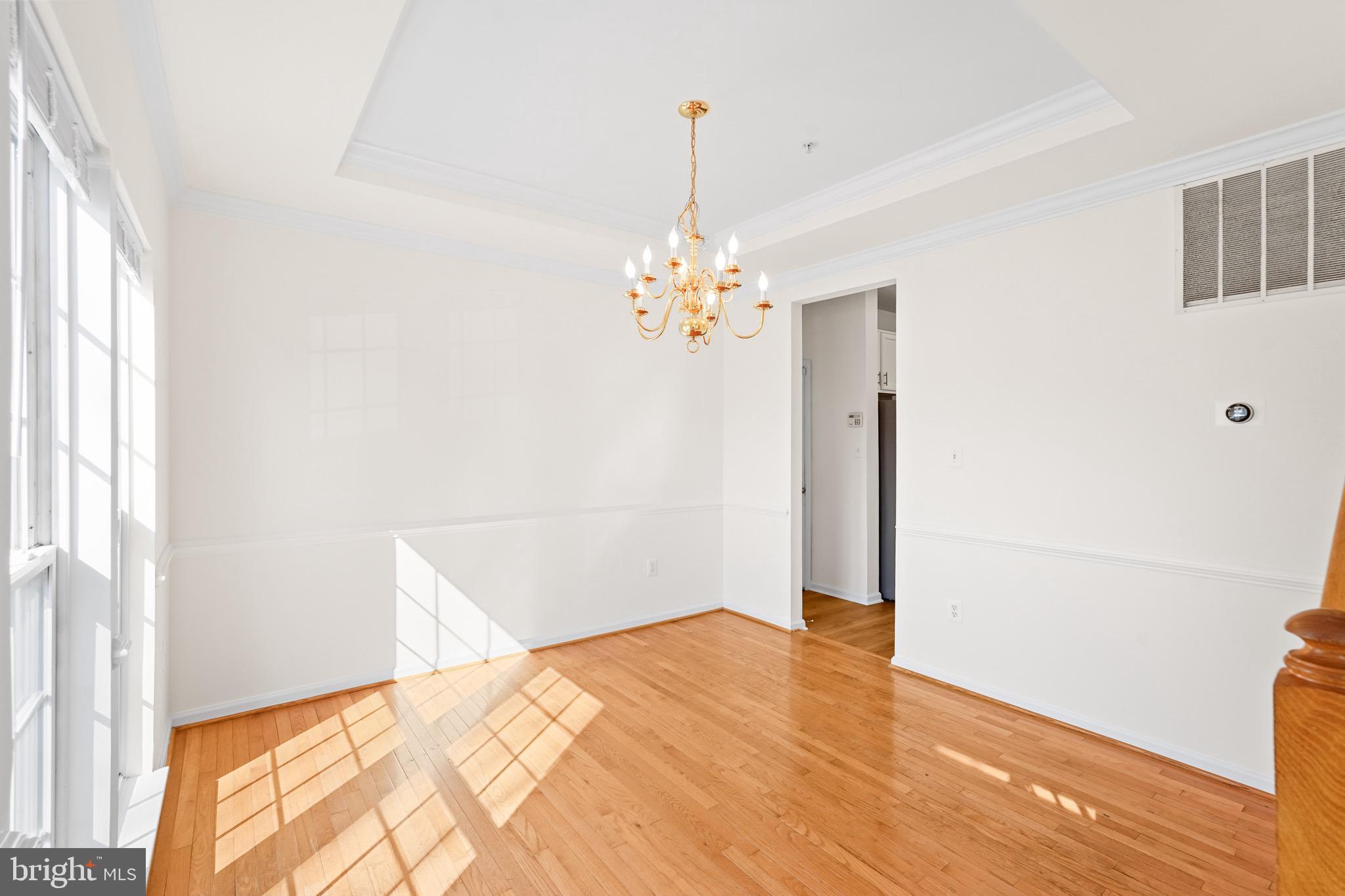 SUMMIT CREEK - Residential