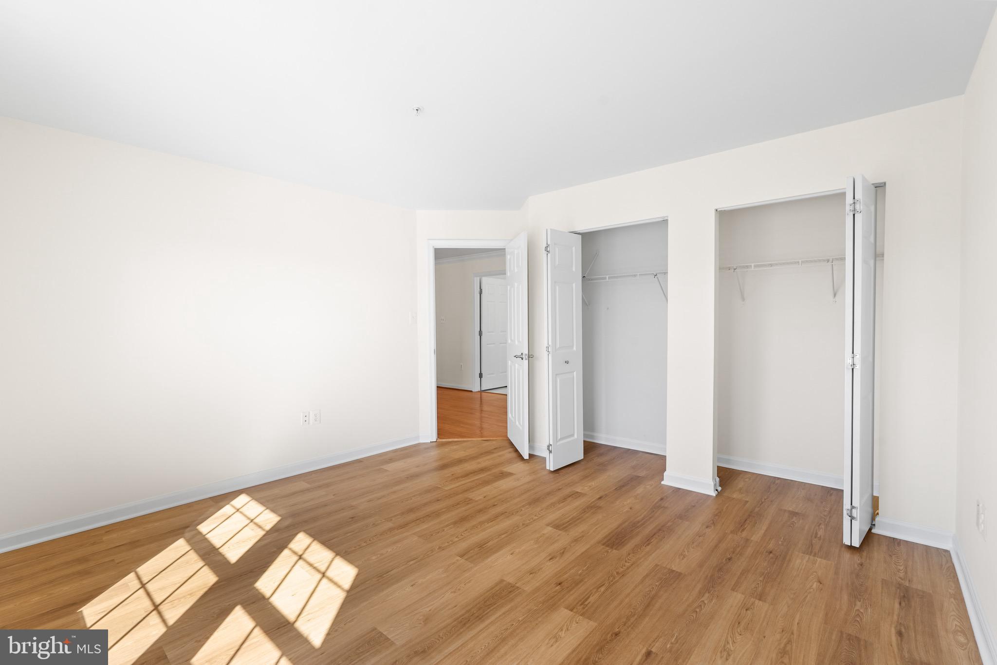 SUMMIT CREEK - Residential