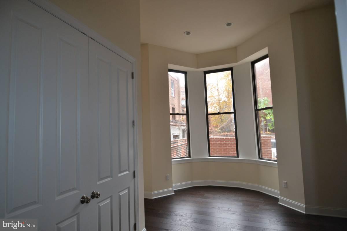 RITTENHOUSE SQUARE - Residential Lease