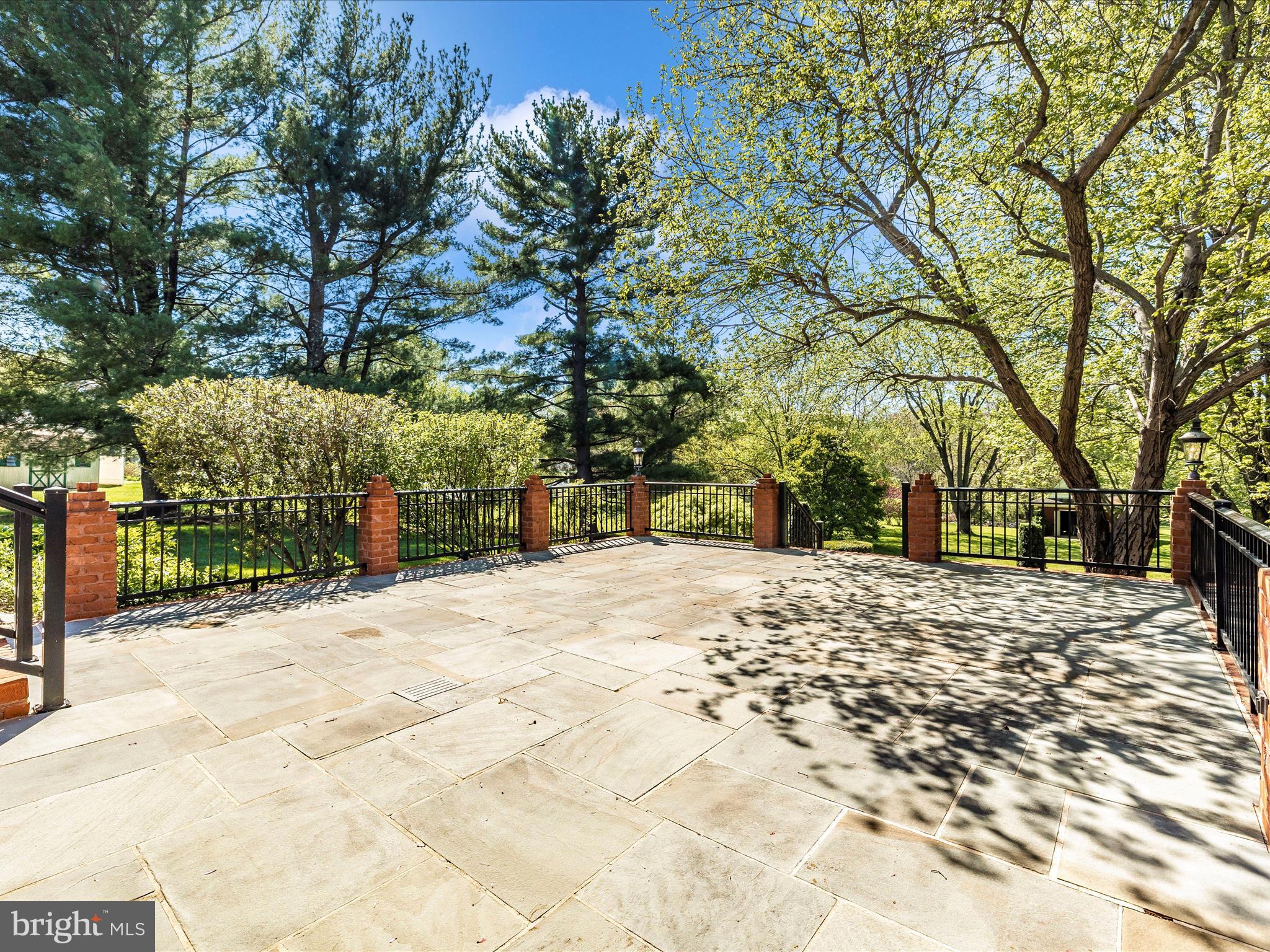 WOODMARK - Residential