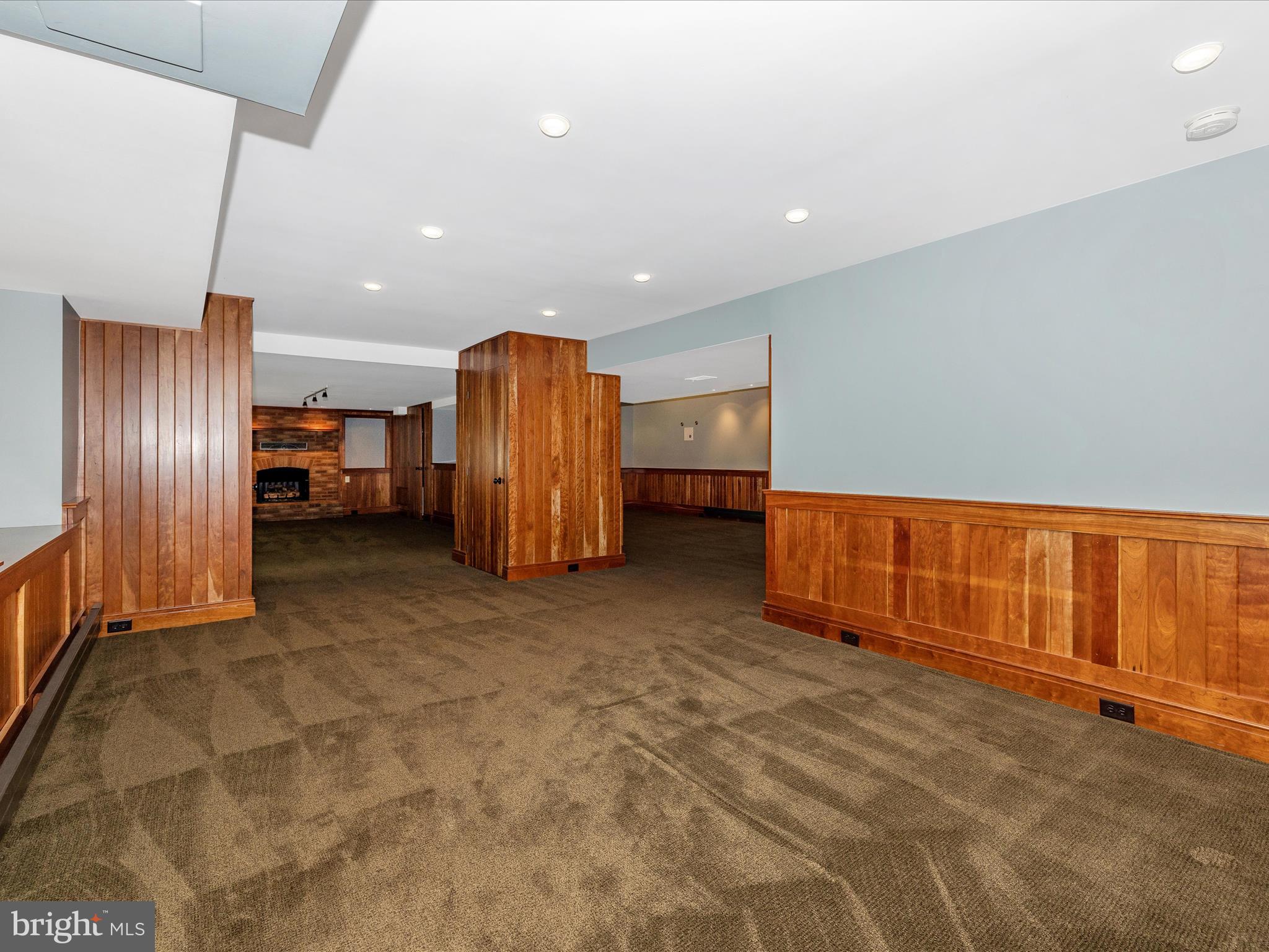 WOODMARK - Residential