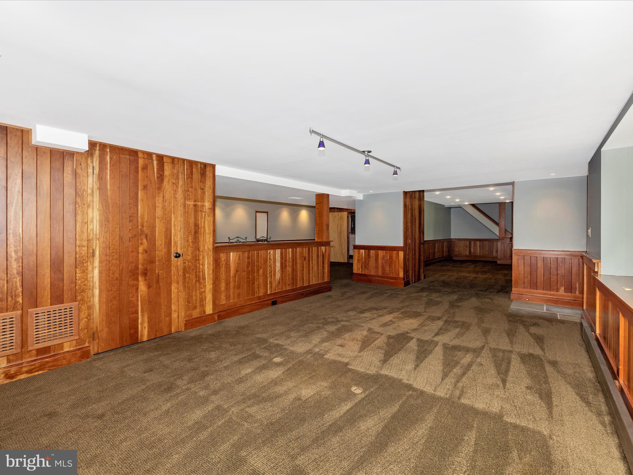 WOODMARK - Residential