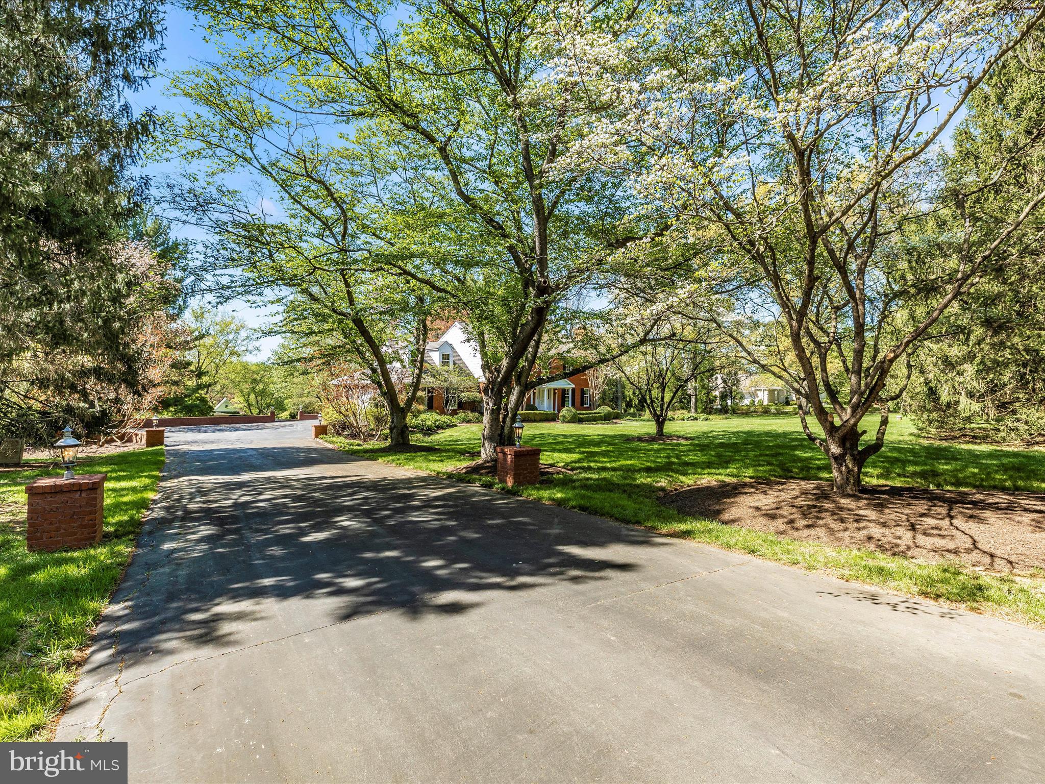 WOODMARK - Residential