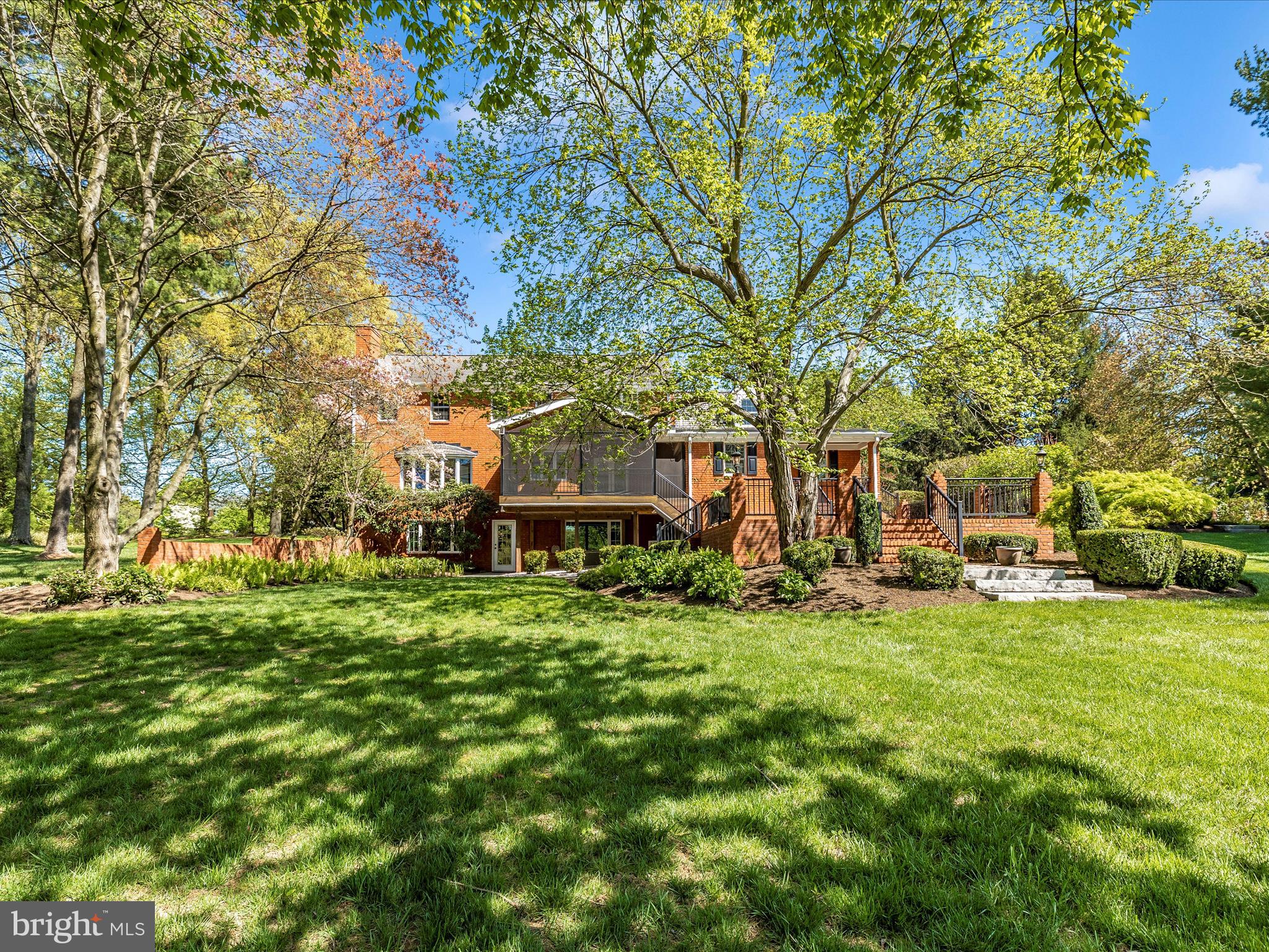 WOODMARK - Residential