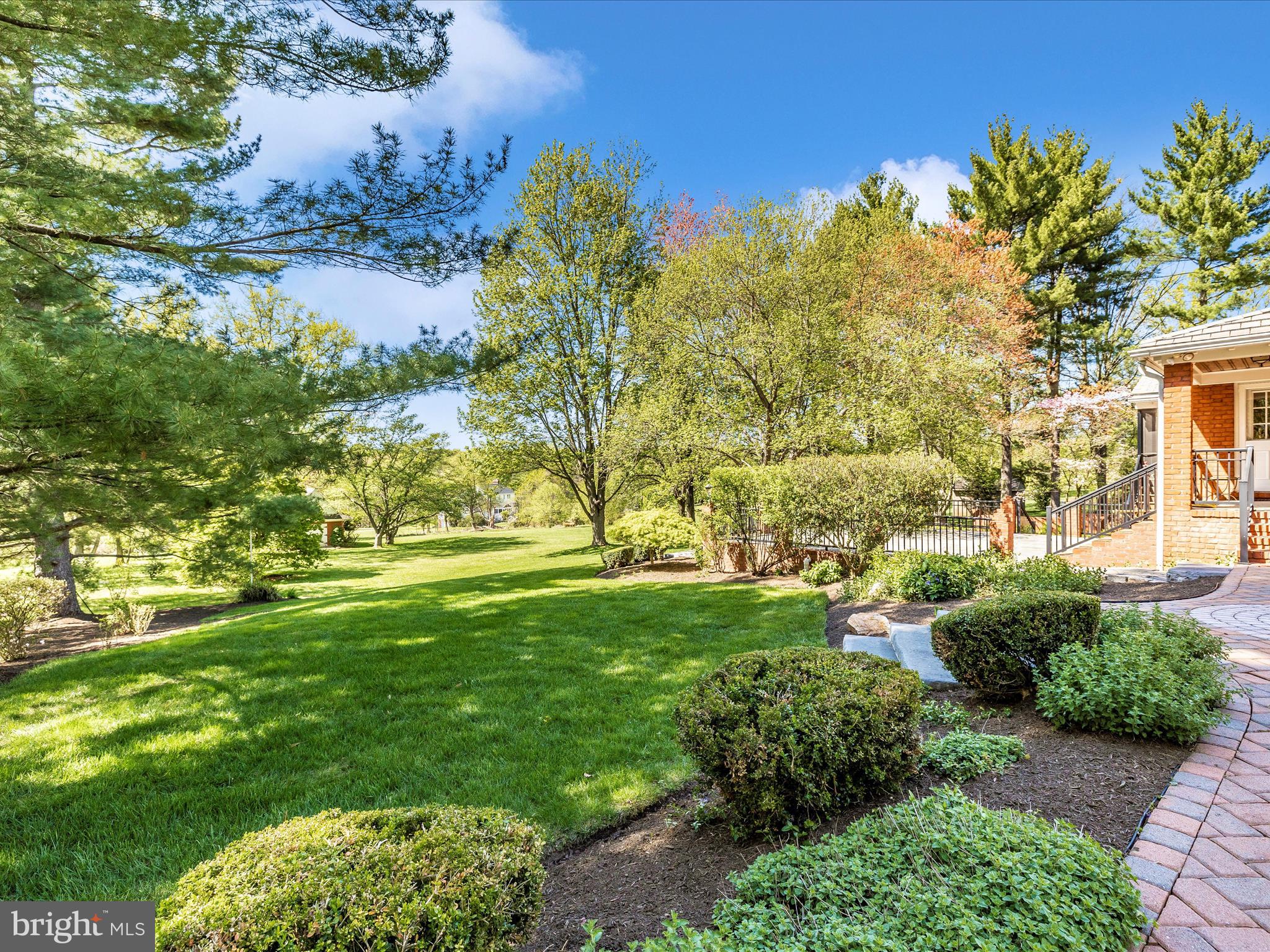 WOODMARK - Residential