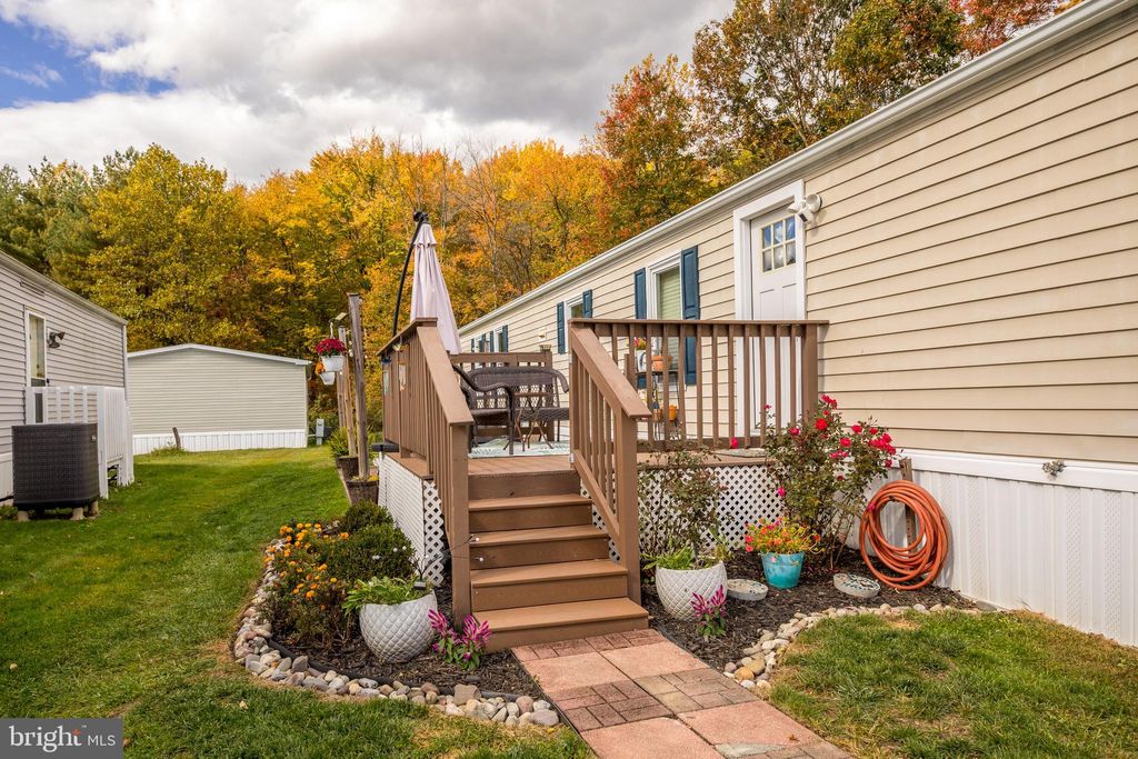 Photo of 402 Underwood Cir, BEL AIR, MD 21014 (MLS # MDHR2048490)