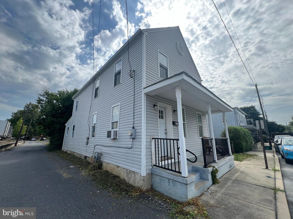 Photo of 141 S Wolf Street, Manheim, PA 17545 (MLS # PALA2055114)