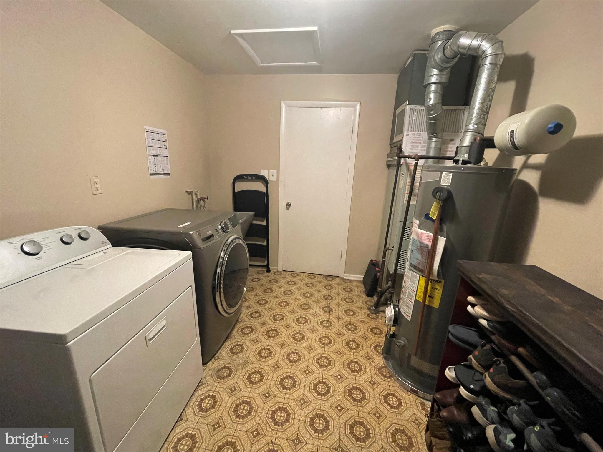 ROSEDALE ESTATES - Residential