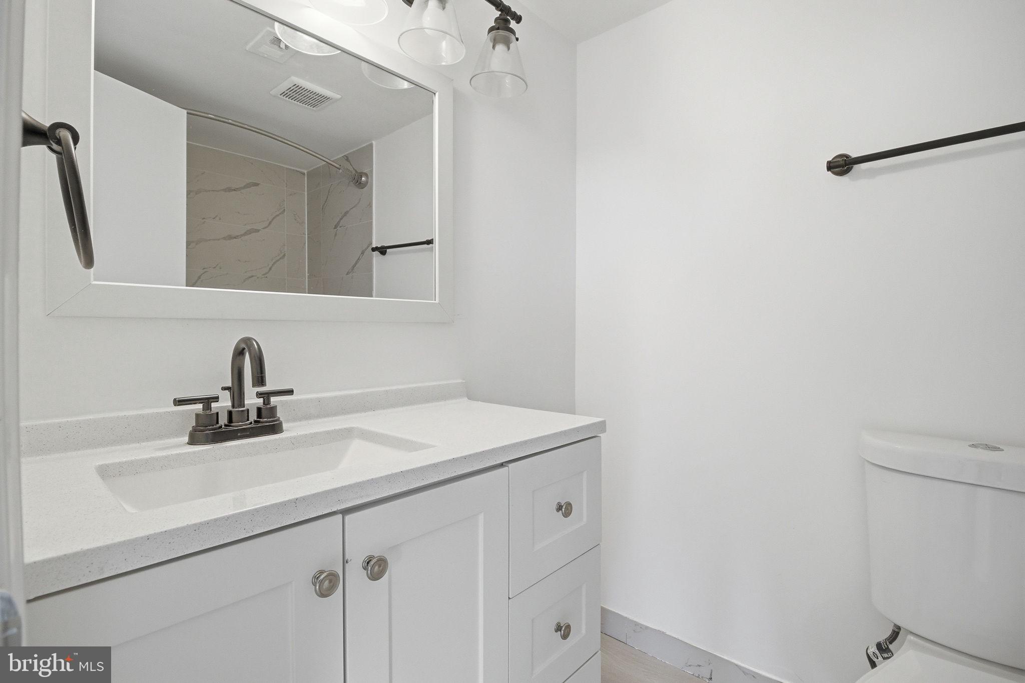 OCCOQUAN RIDGE CONDO - Residential