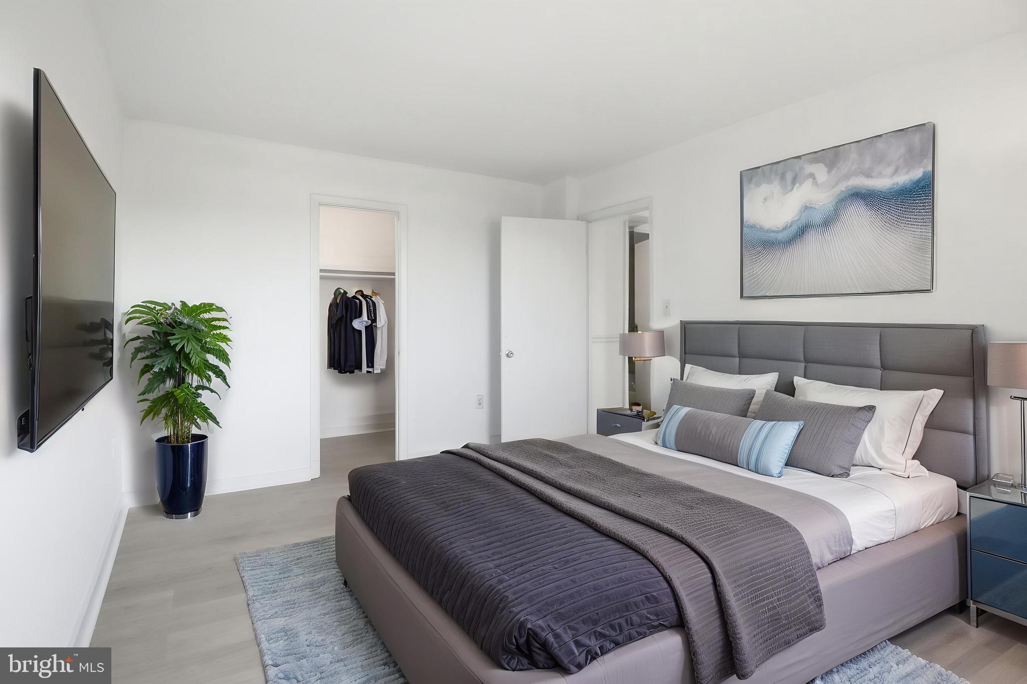 OCCOQUAN RIDGE CONDO - Residential