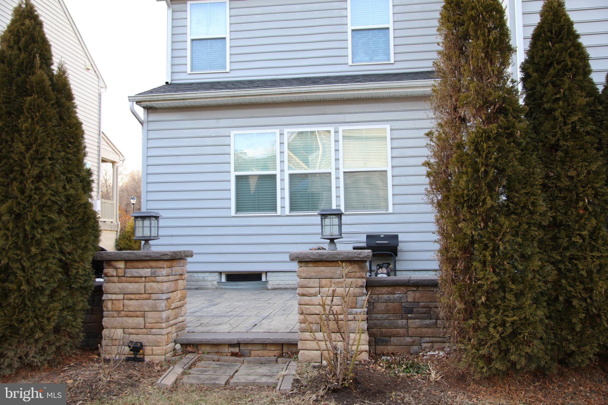 WINDLASS OVERLOOK - Residential Lease