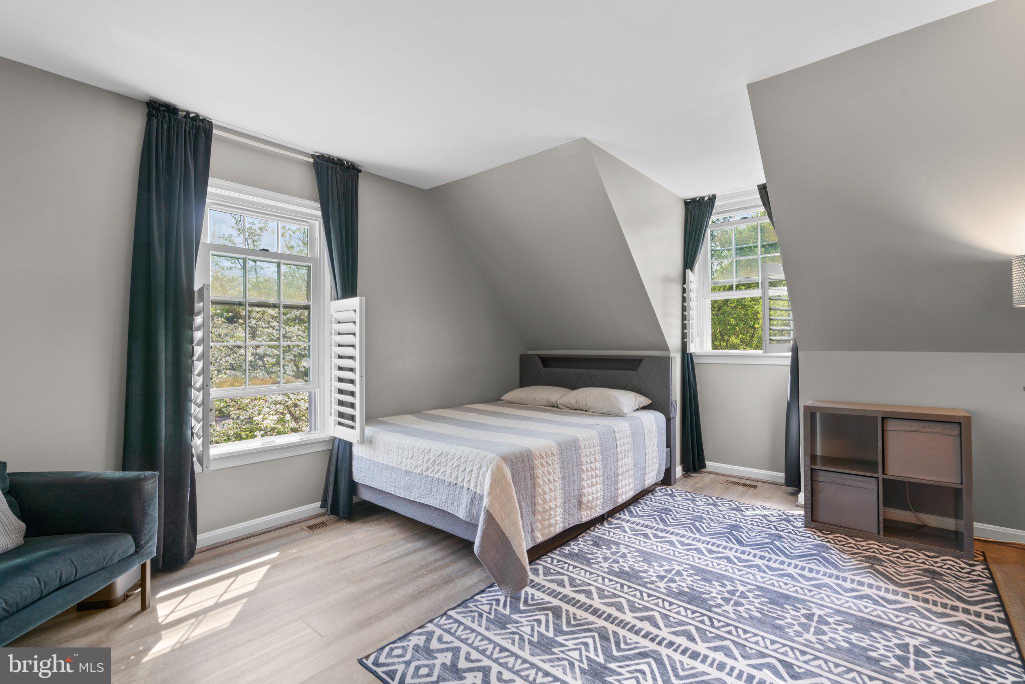 SNOWDENS MILL - Residential