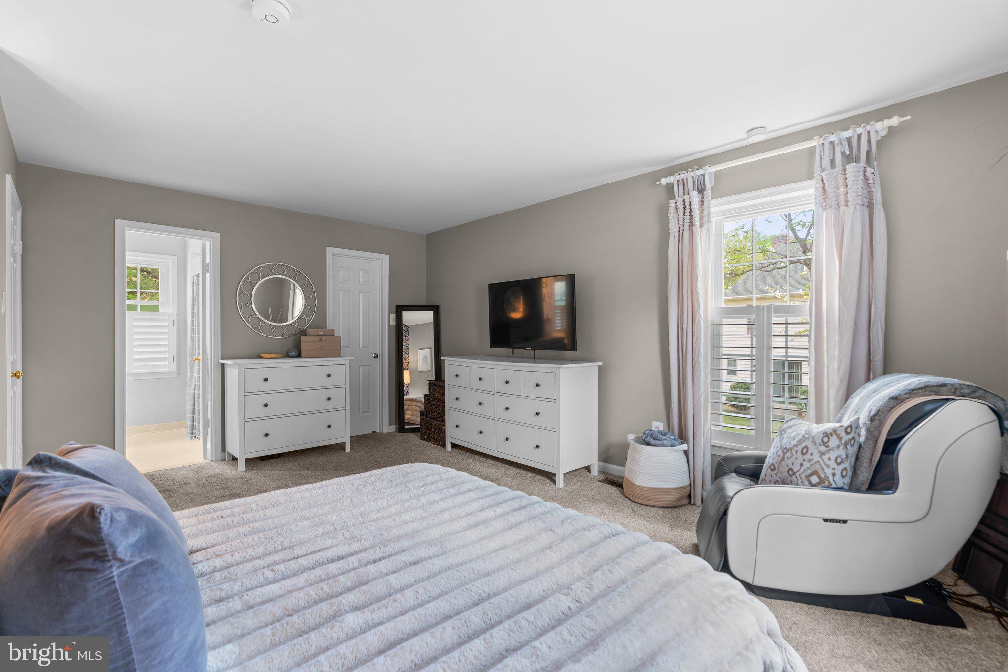 SNOWDENS MILL - Residential