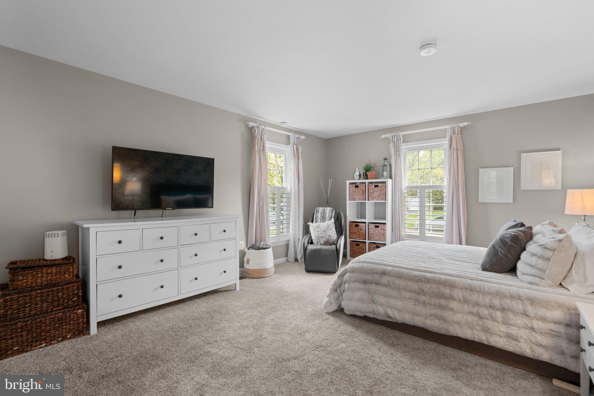 SNOWDENS MILL - Residential