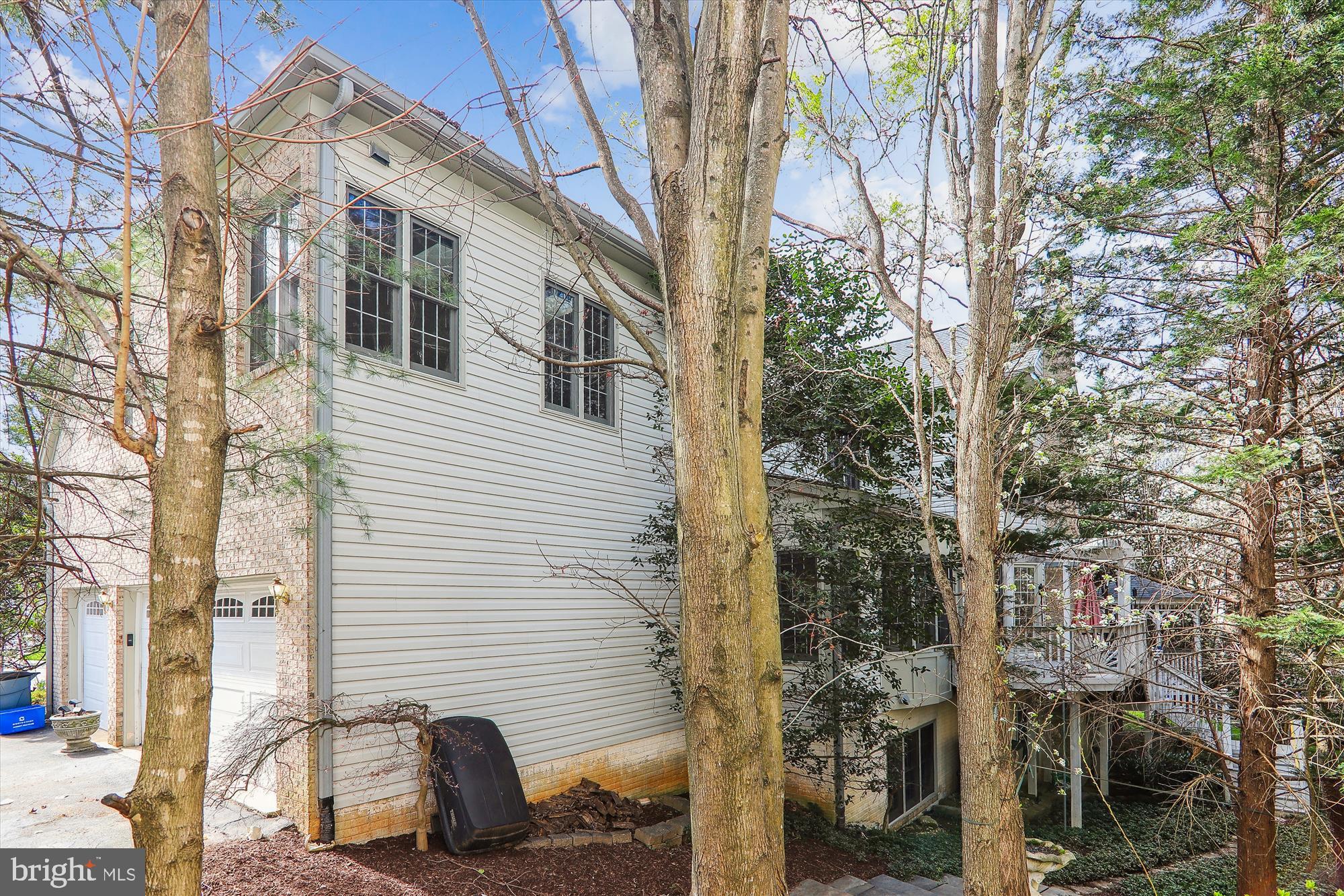 SMALLS NURSERY - Residential