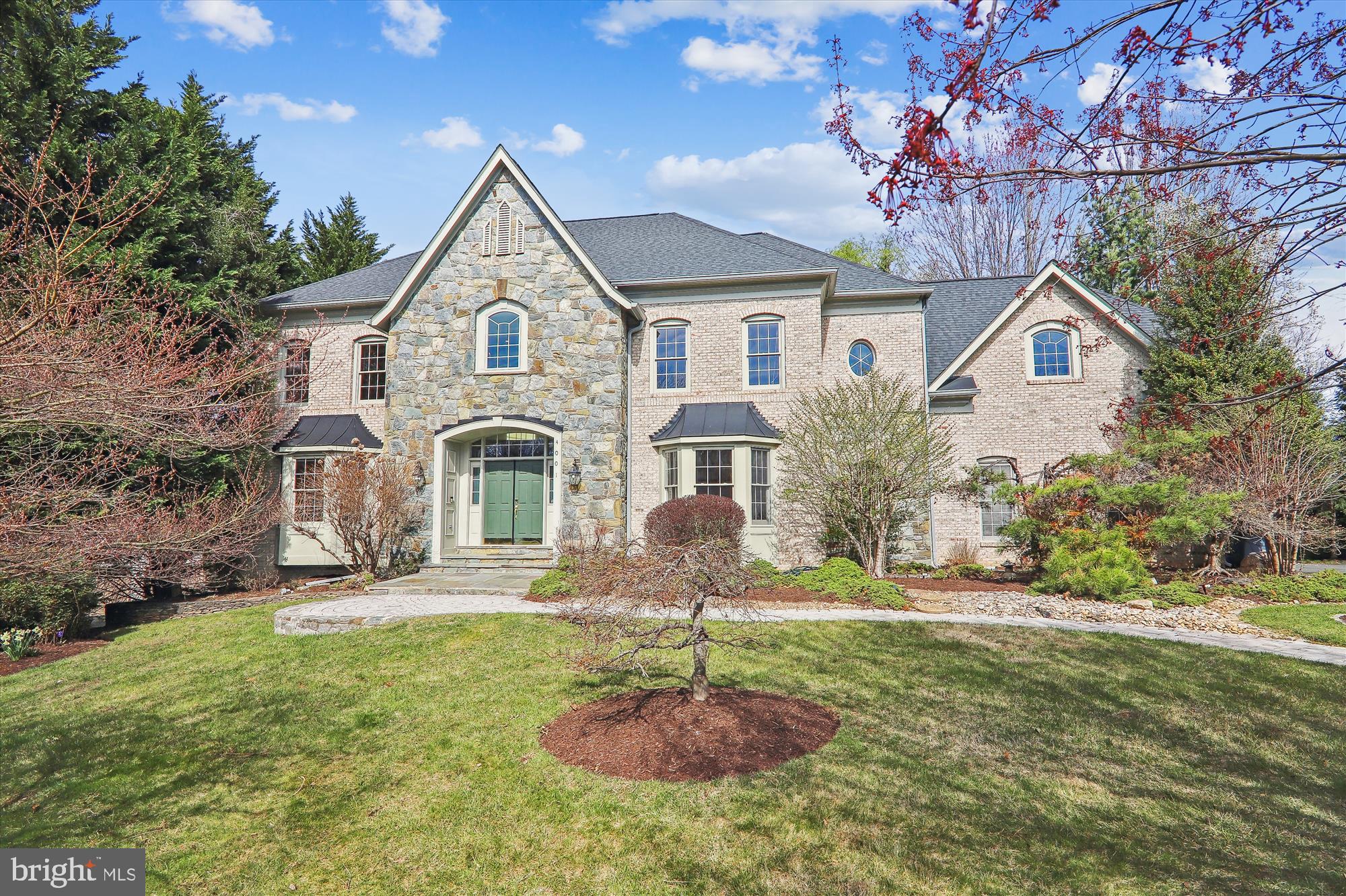 SMALLS NURSERY - Residential