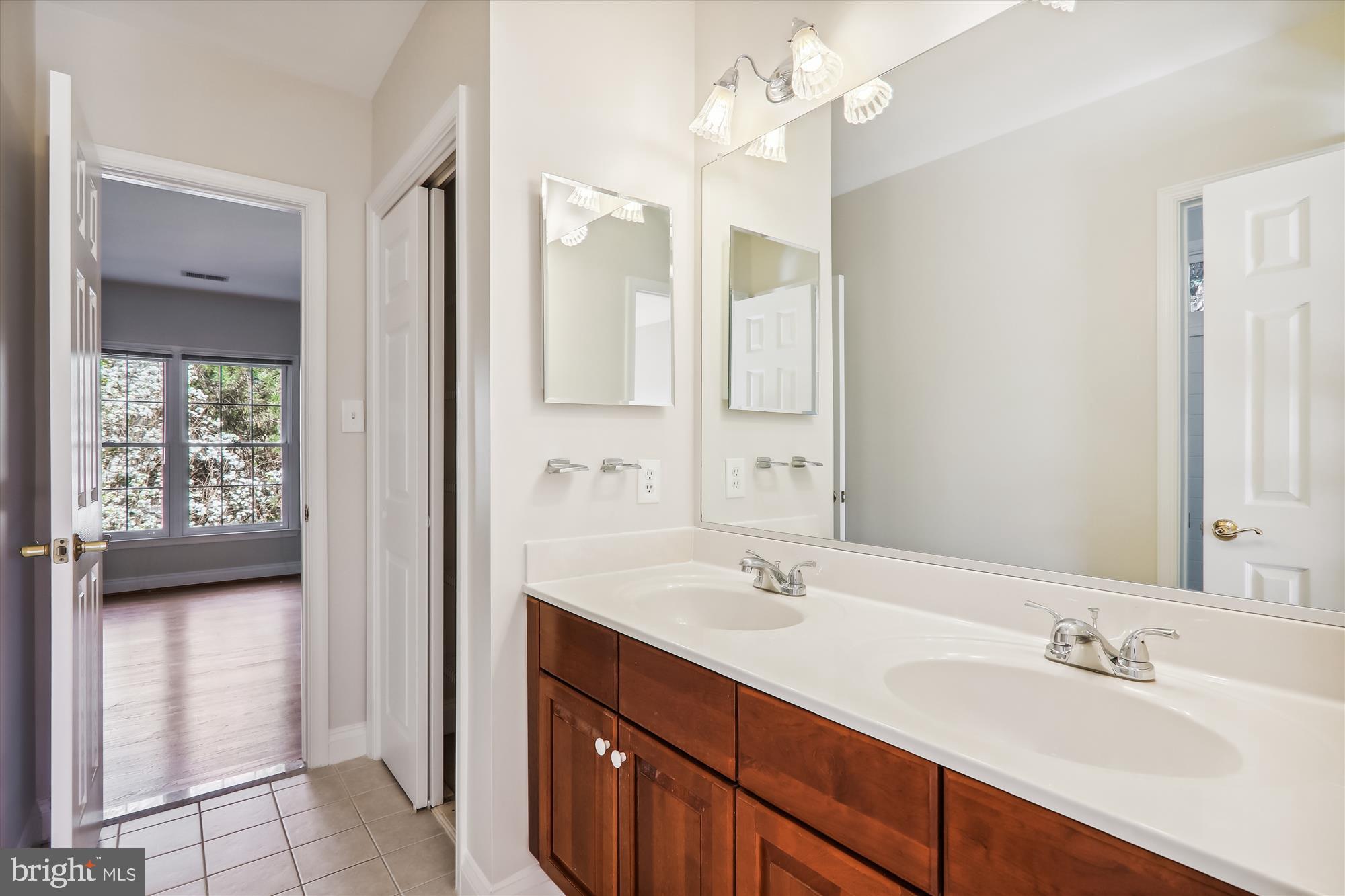 SMALLS NURSERY - Residential