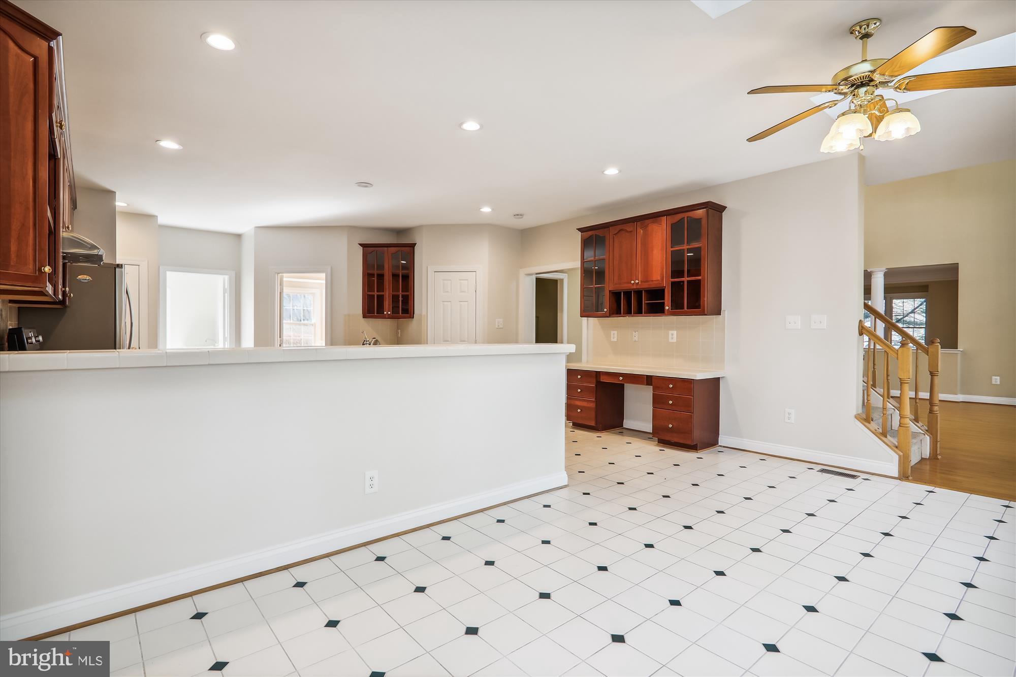 SMALLS NURSERY - Residential