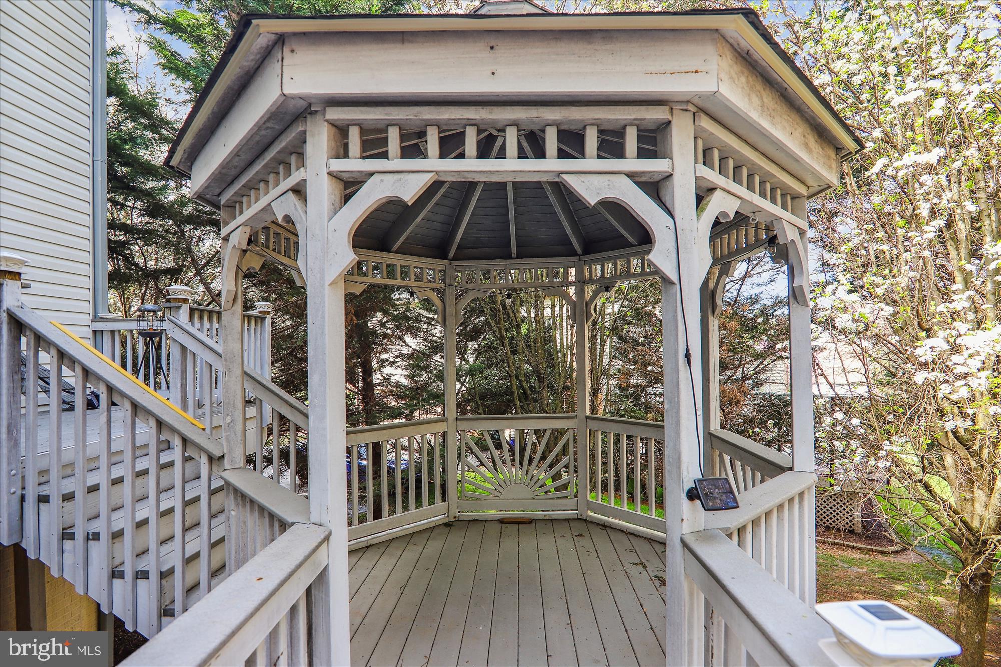 SMALLS NURSERY - Residential