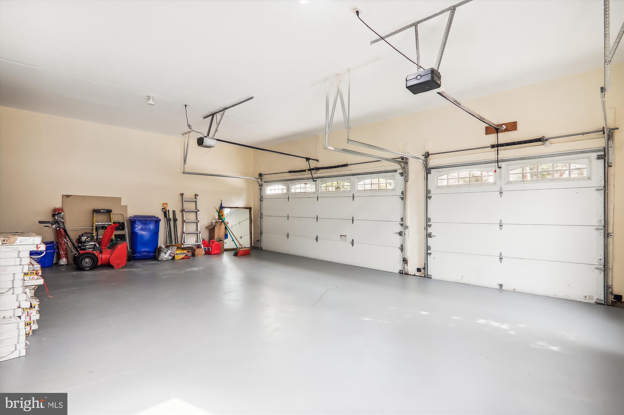 SMALLS NURSERY - Residential