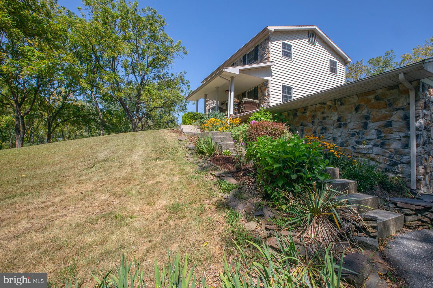217 SIEGER ROAD