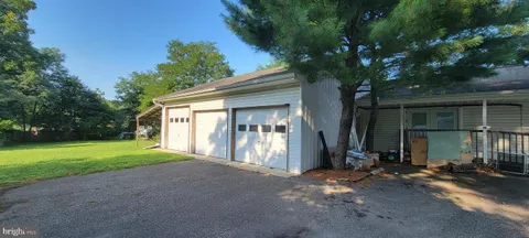 MLS: NJCD2083022