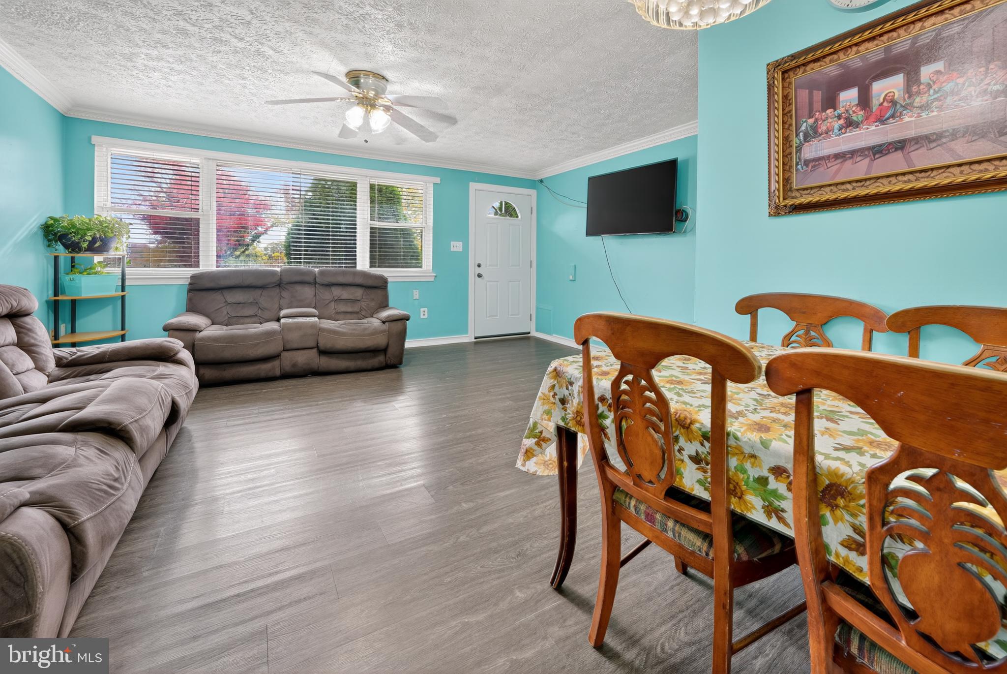 ADELPHI KNOLLS - Residential