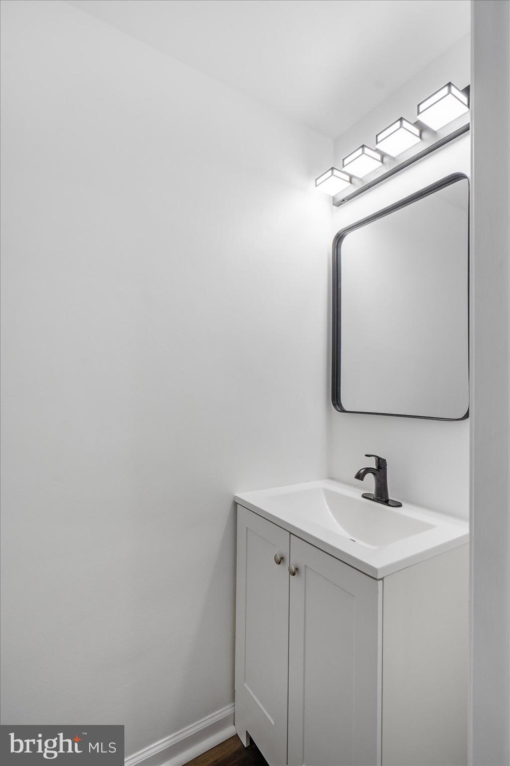 EAST BALTIMORE MIDWAY - Residential