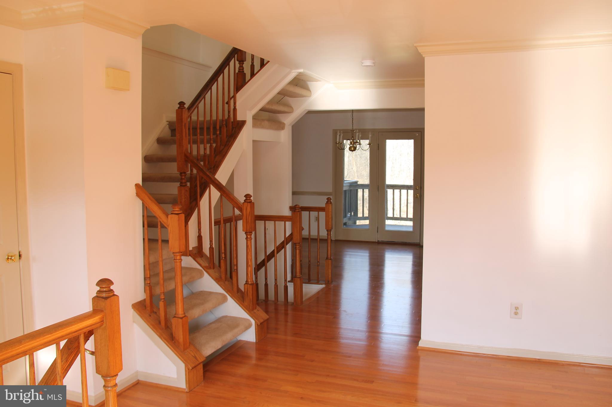 POTOMAC LAKES - Residential Lease