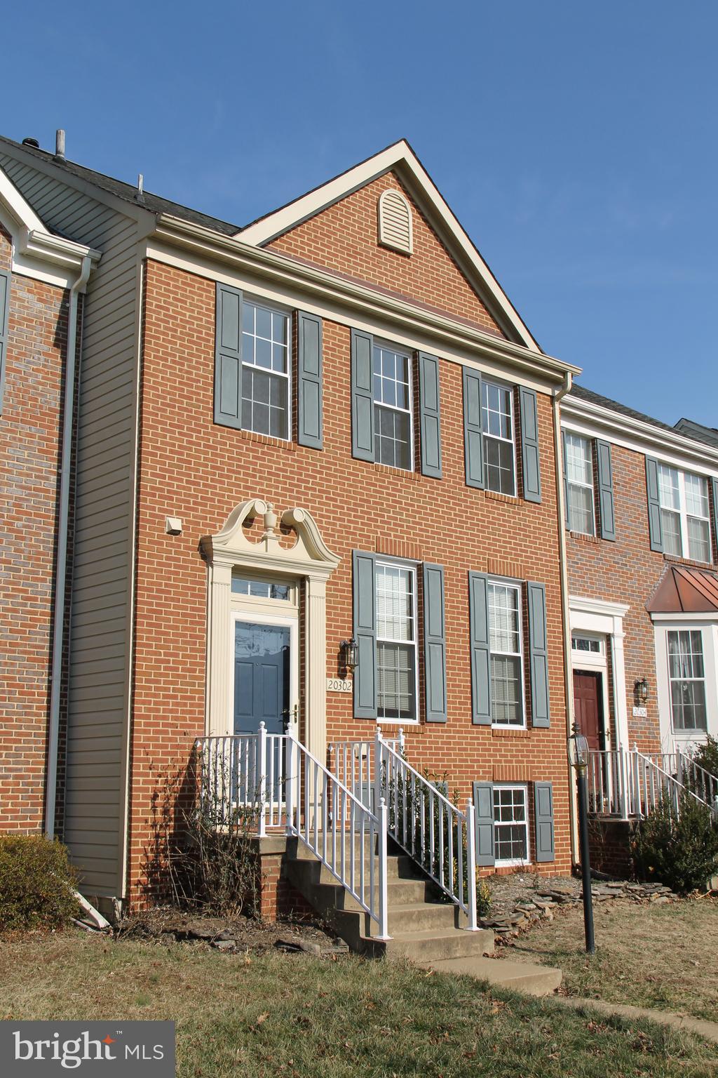 POTOMAC LAKES - Residential Lease