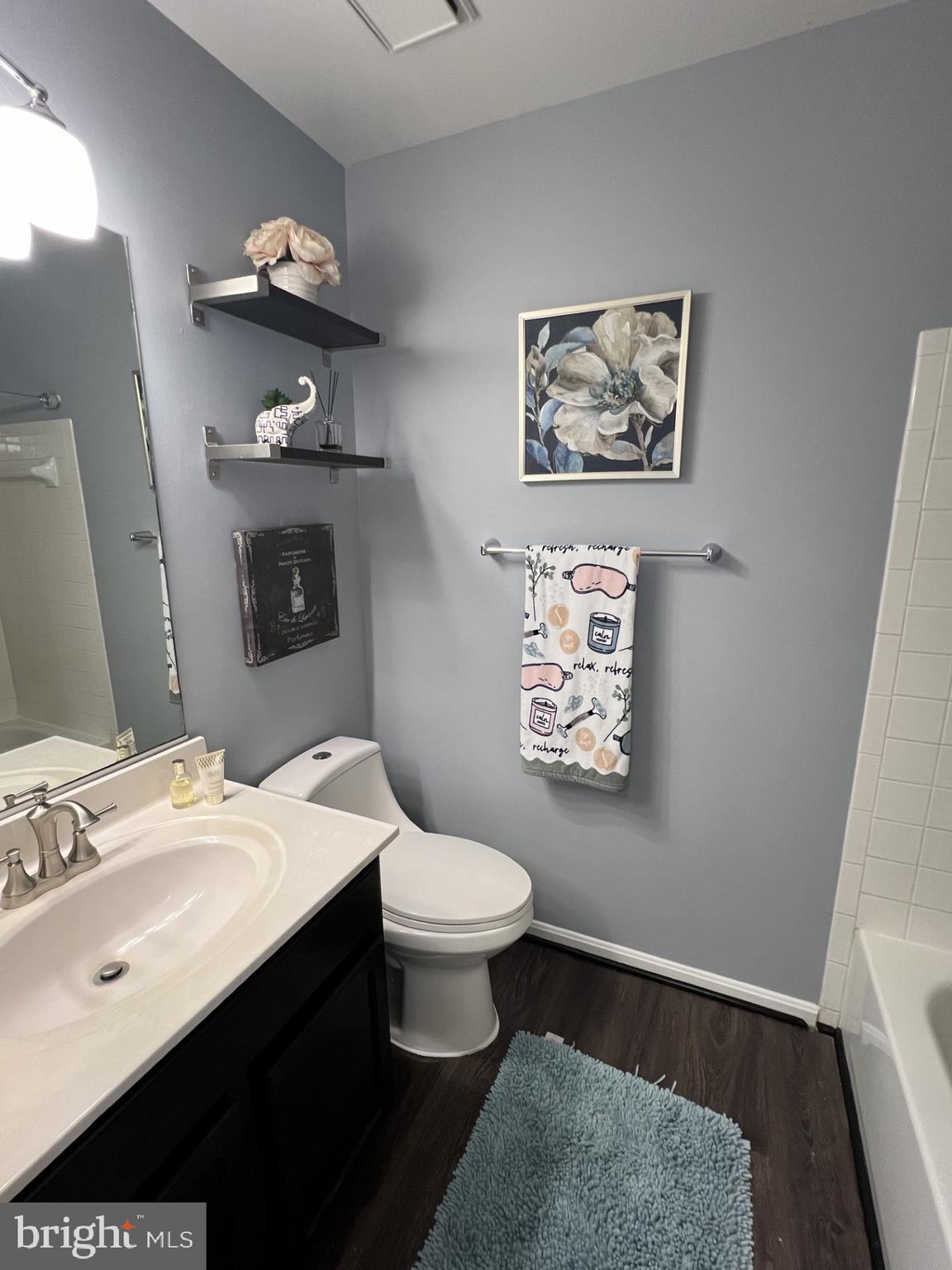 LAKE POINTE AT TOWN CENTER - Residential Lease