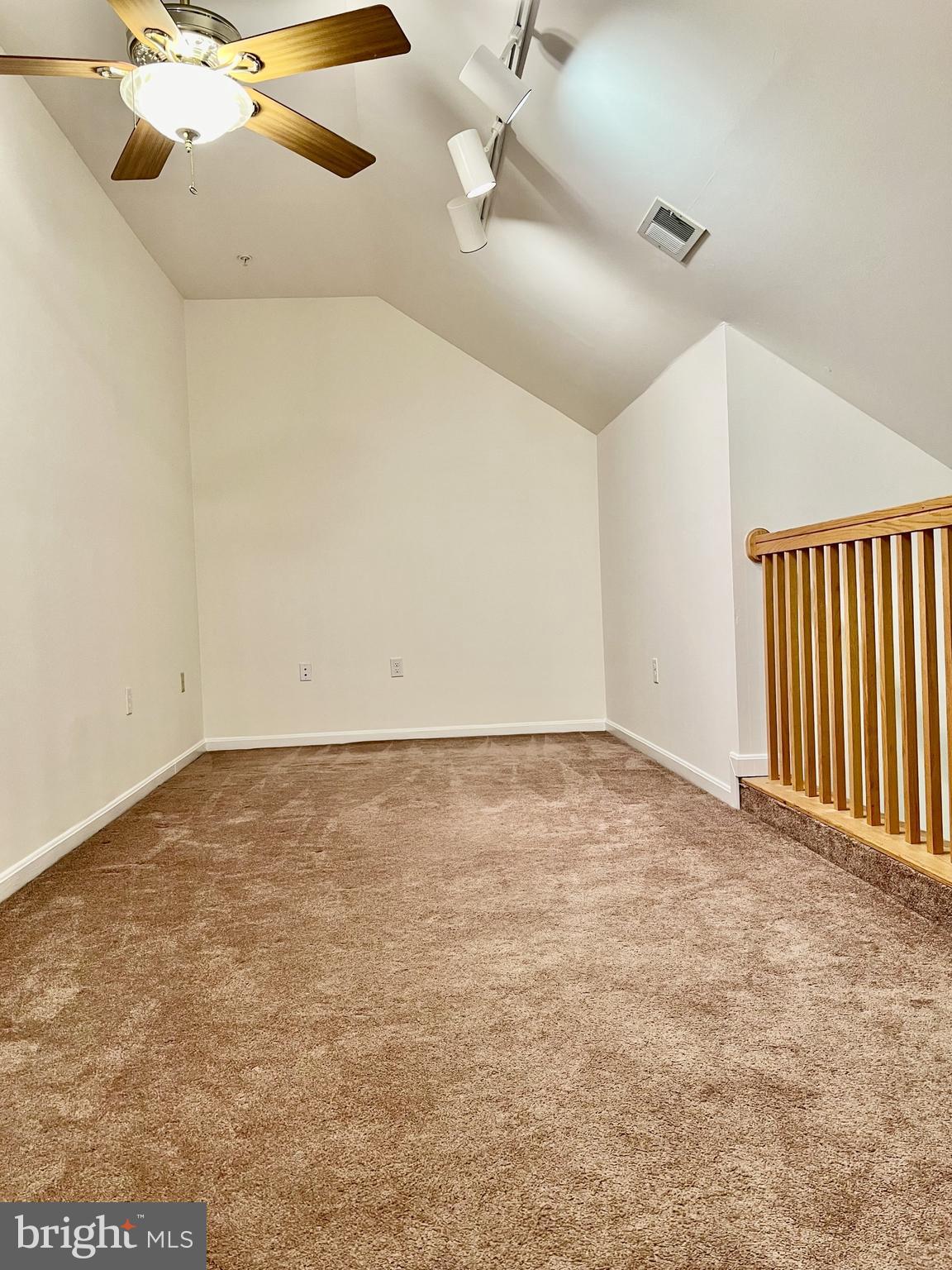 LAKE POINTE AT TOWN CENTER - Residential Lease