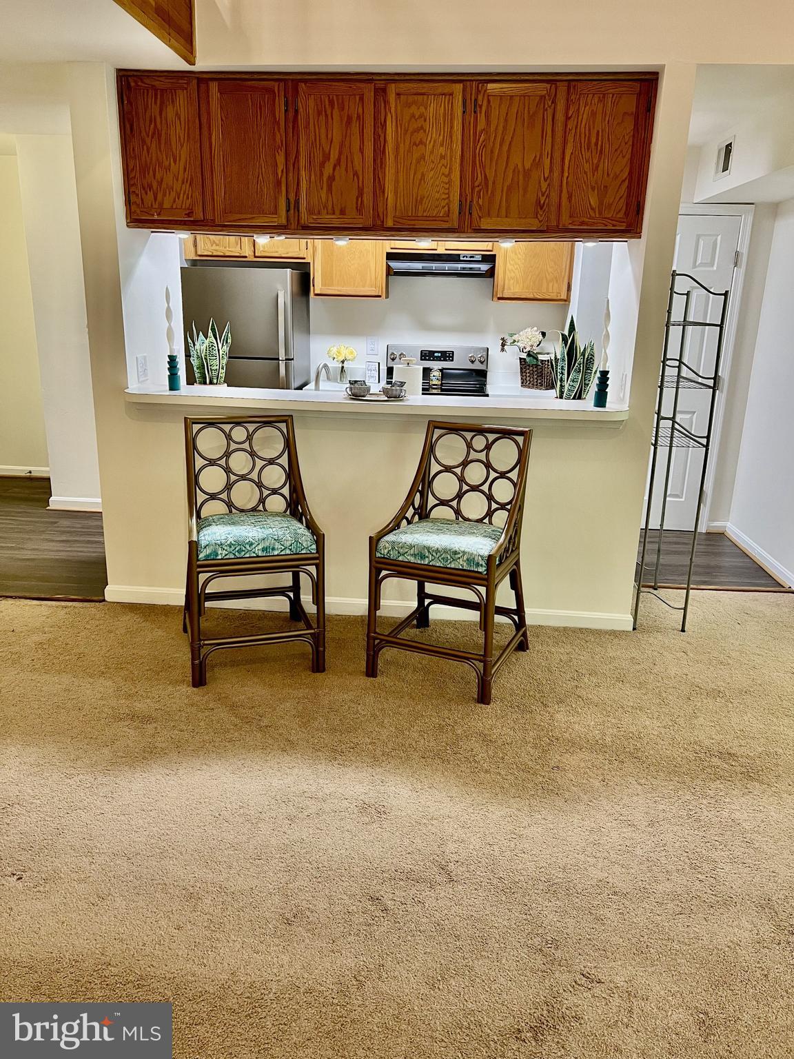 LAKE POINTE AT TOWN CENTER - Residential Lease