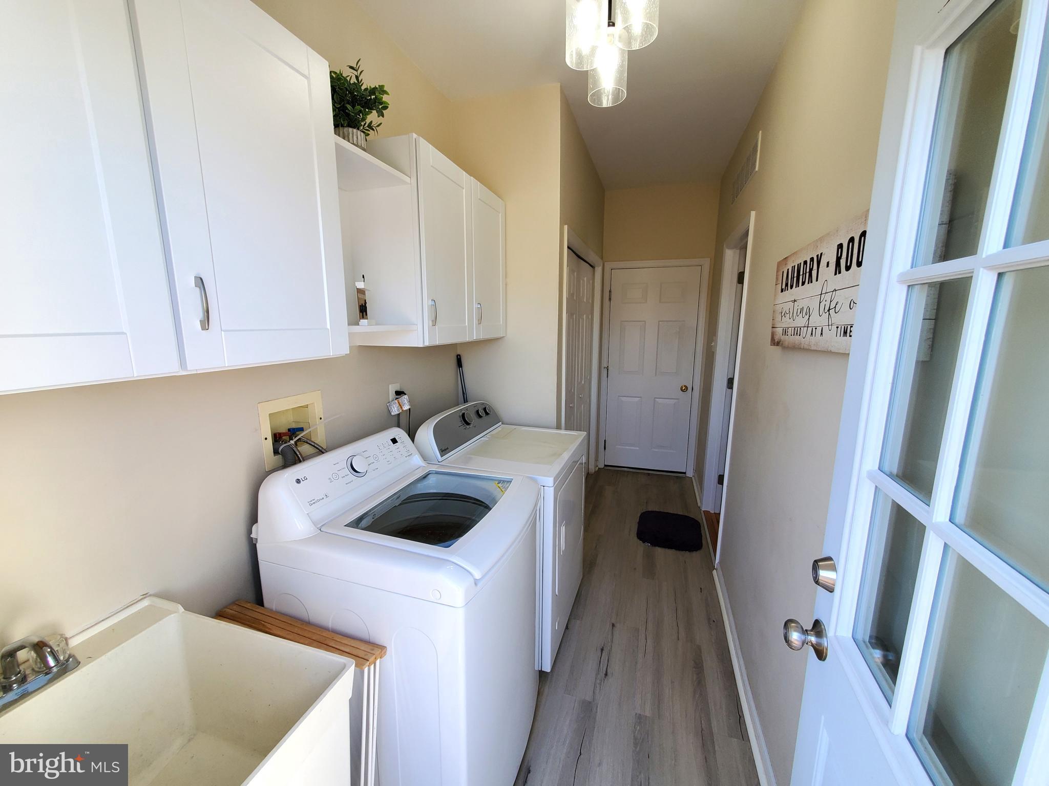 NORTHAMPTON CROSSG - Residential