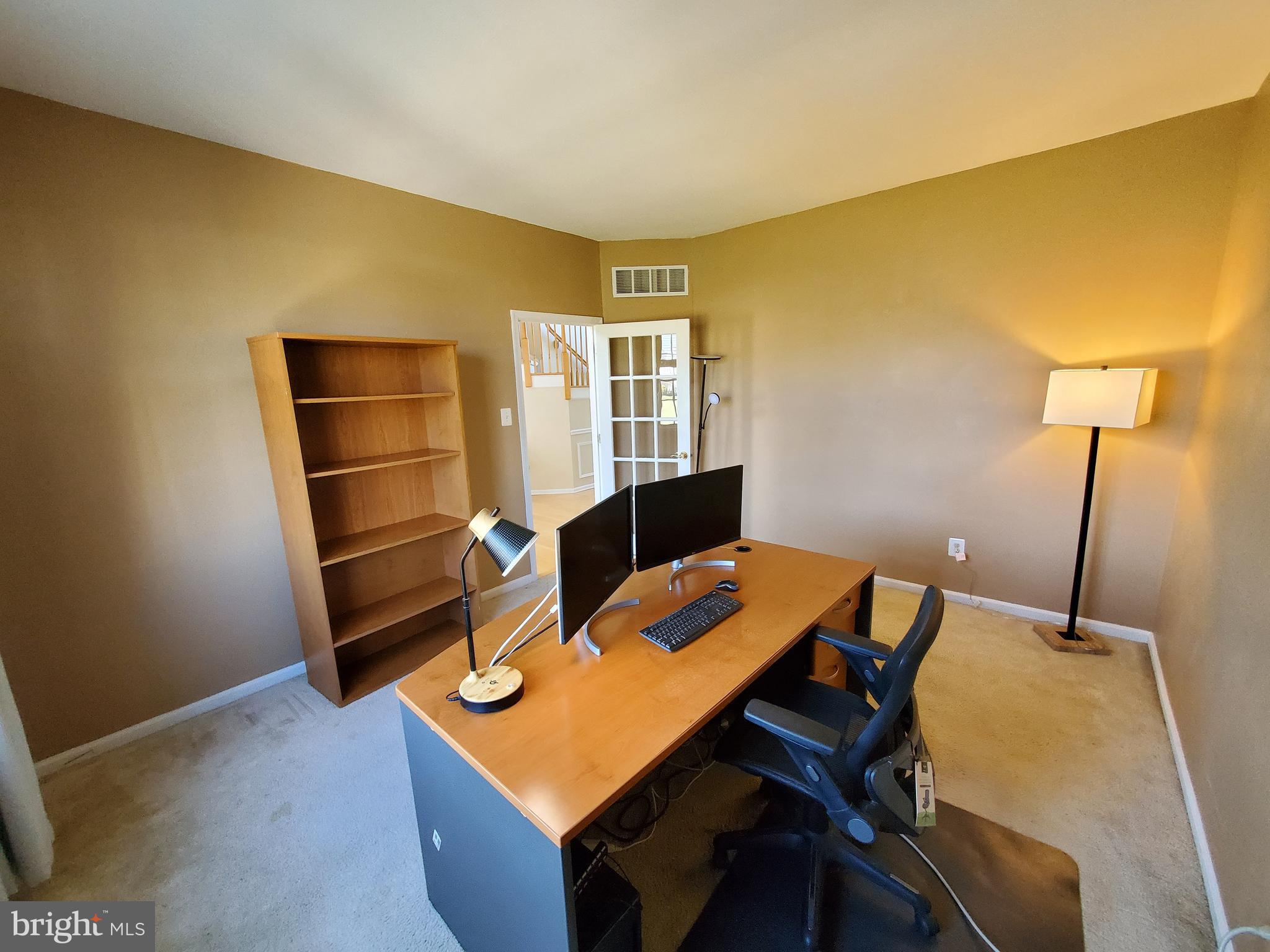 NORTHAMPTON CROSSG - Residential