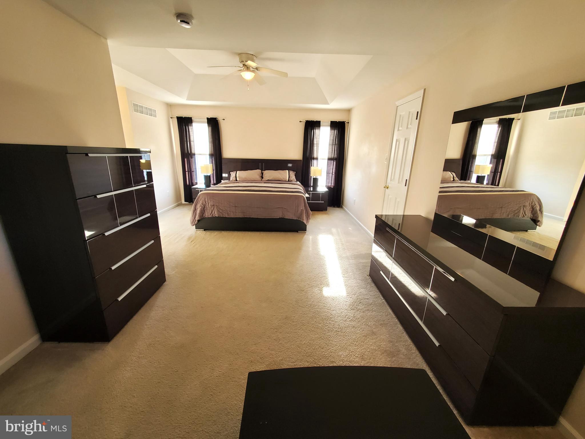 NORTHAMPTON CROSSG - Residential