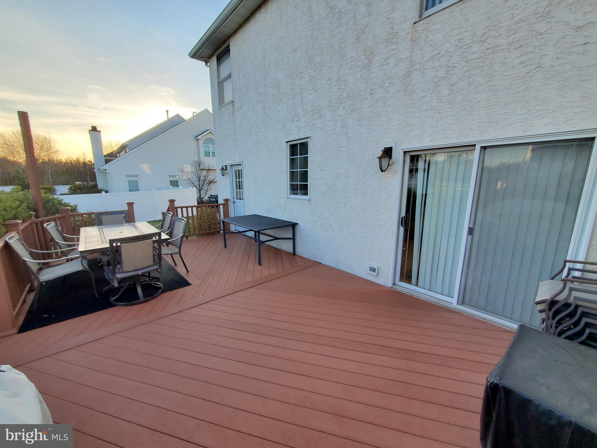 NORTHAMPTON CROSSG - Residential